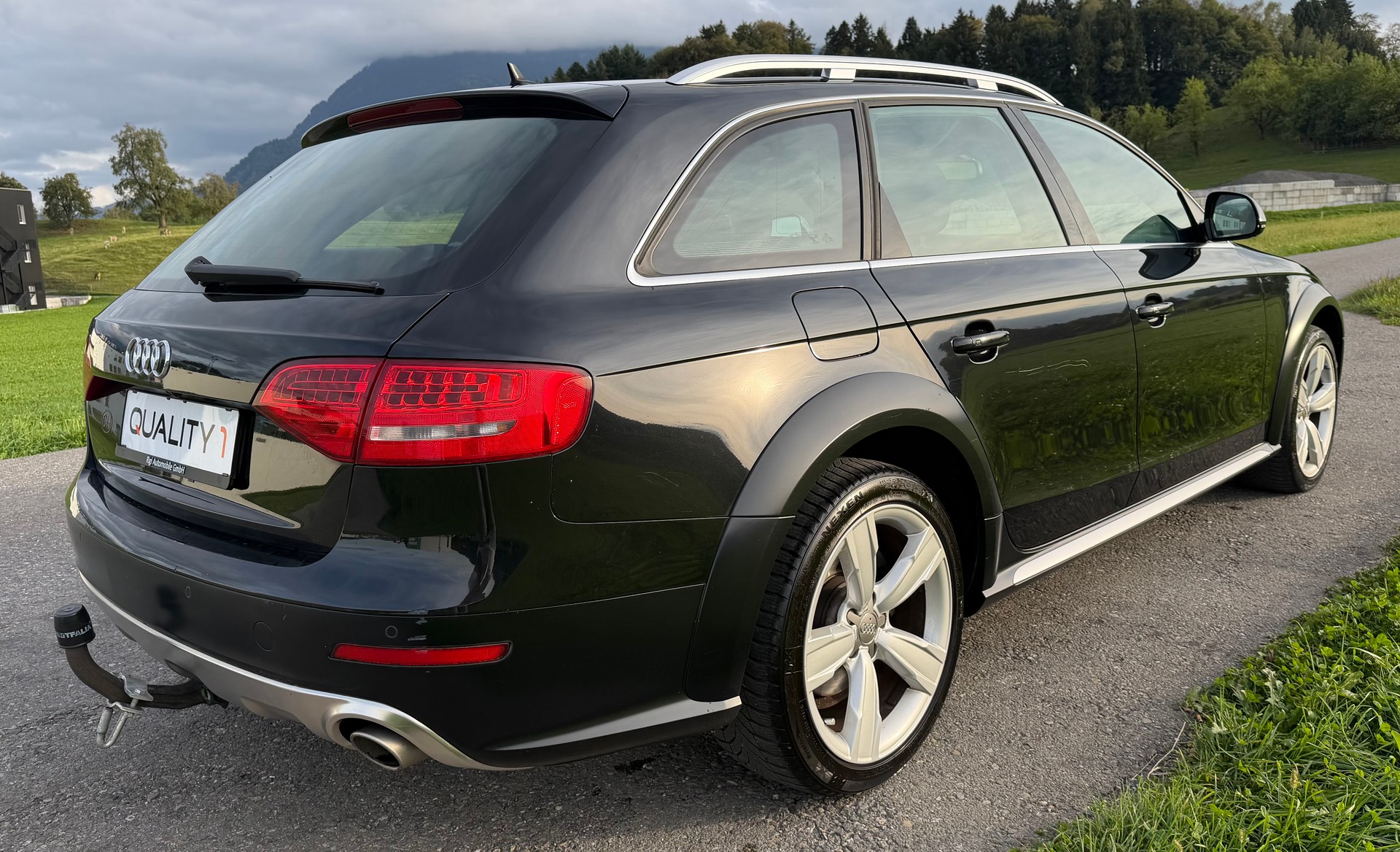 AUDI A4 allroad 3.0 TDI quattro S-tronic-image-5
