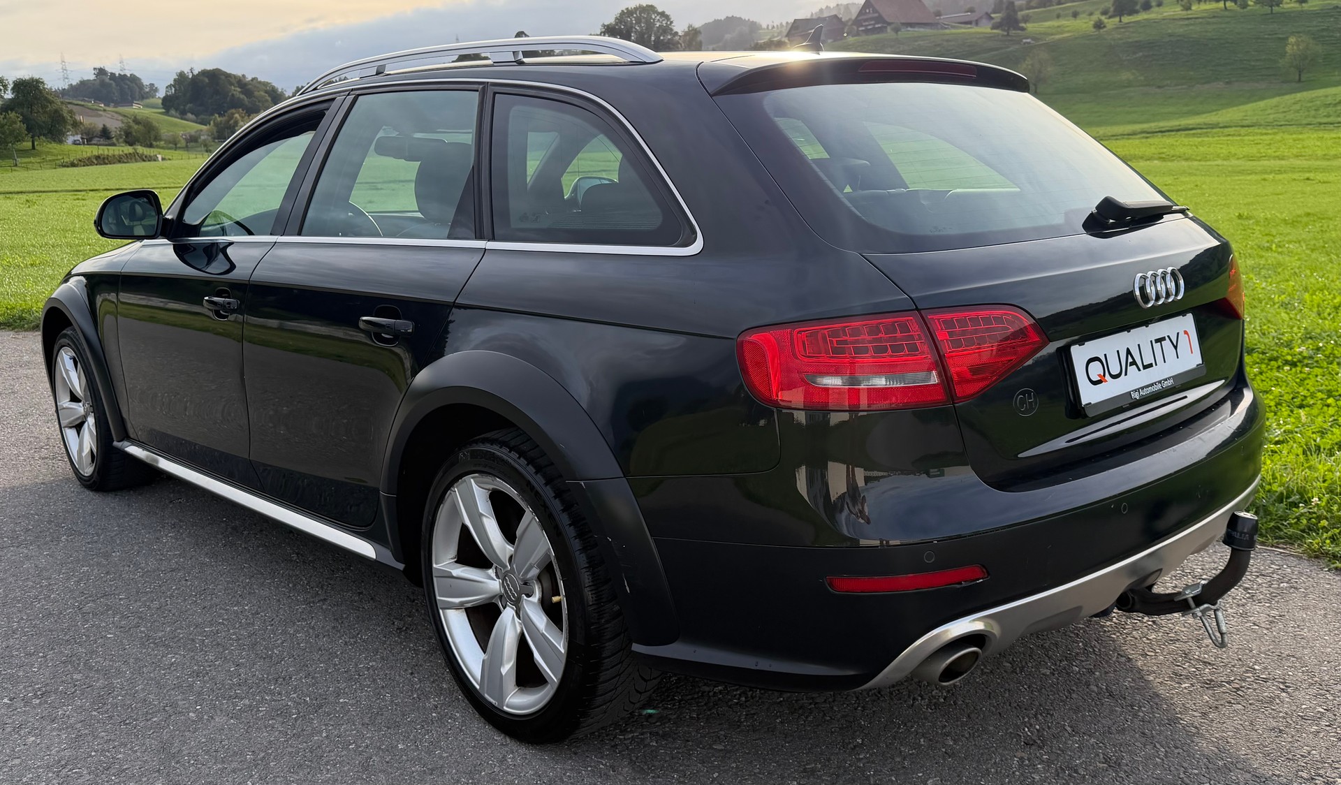 AUDI A4 allroad 3.0 TDI quattro S-tronic-image-3
