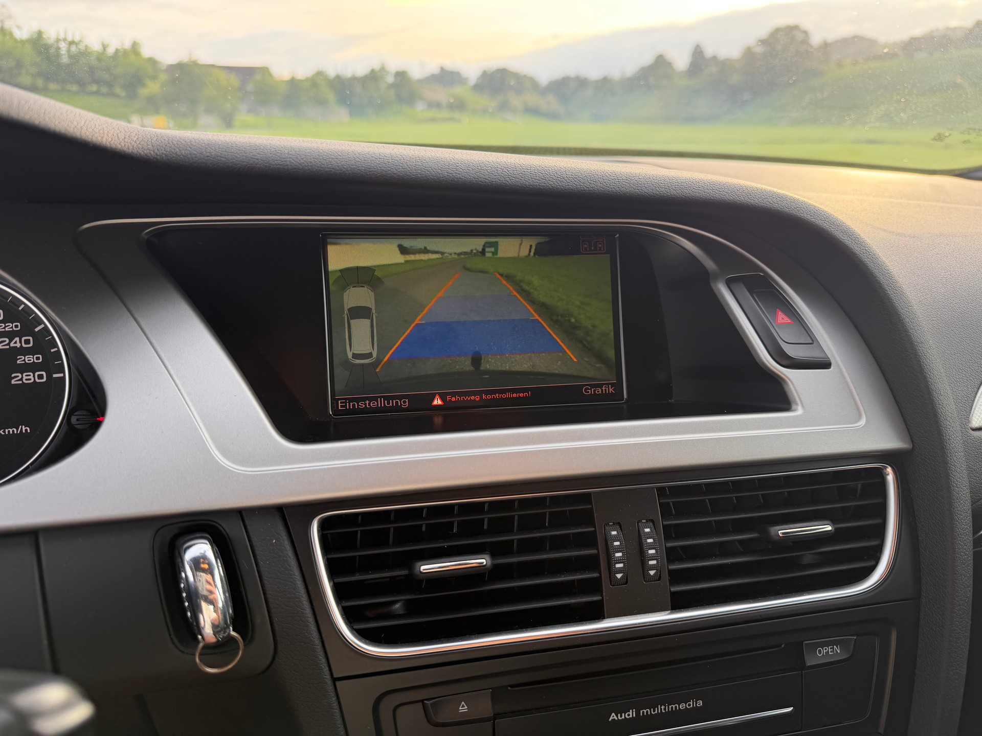 AUDI A4 allroad 3.0 TDI quattro S-tronic-image-15