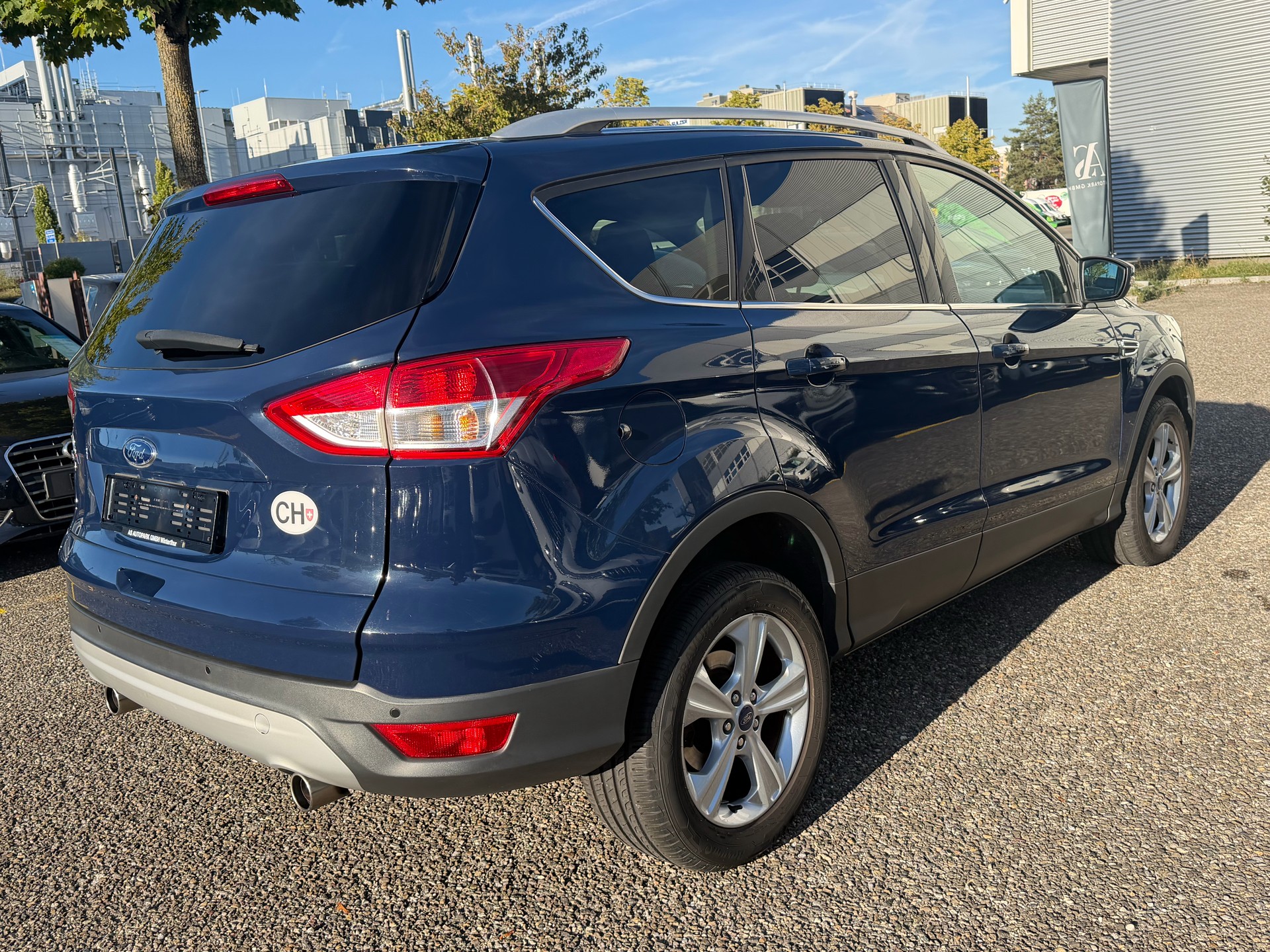 FORD Kuga 2.0 TDCi Carving 4WD PowerShift ***MFK 22.09.2026***-image-4