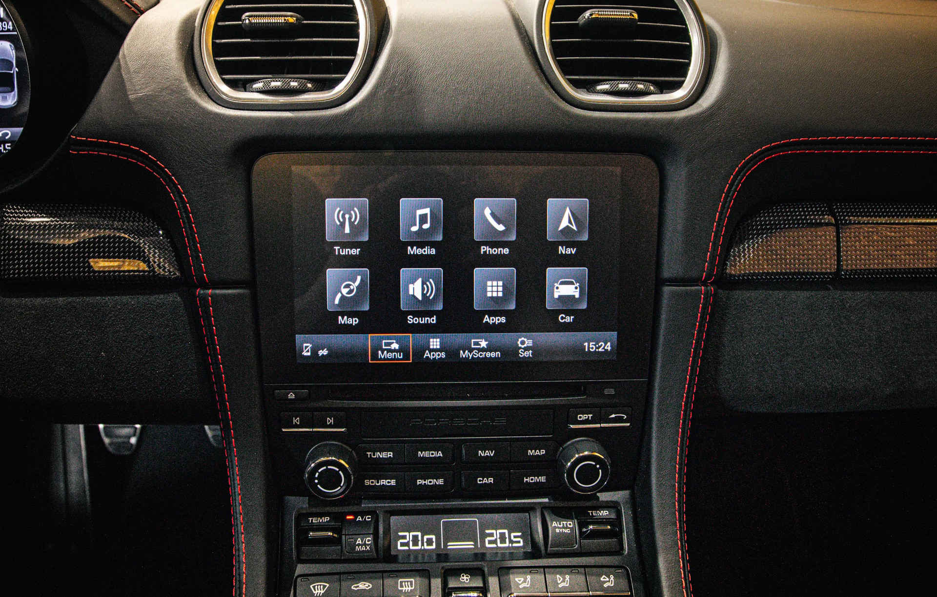 PORSCHE 718 Boxster GTS 4.0-image-19