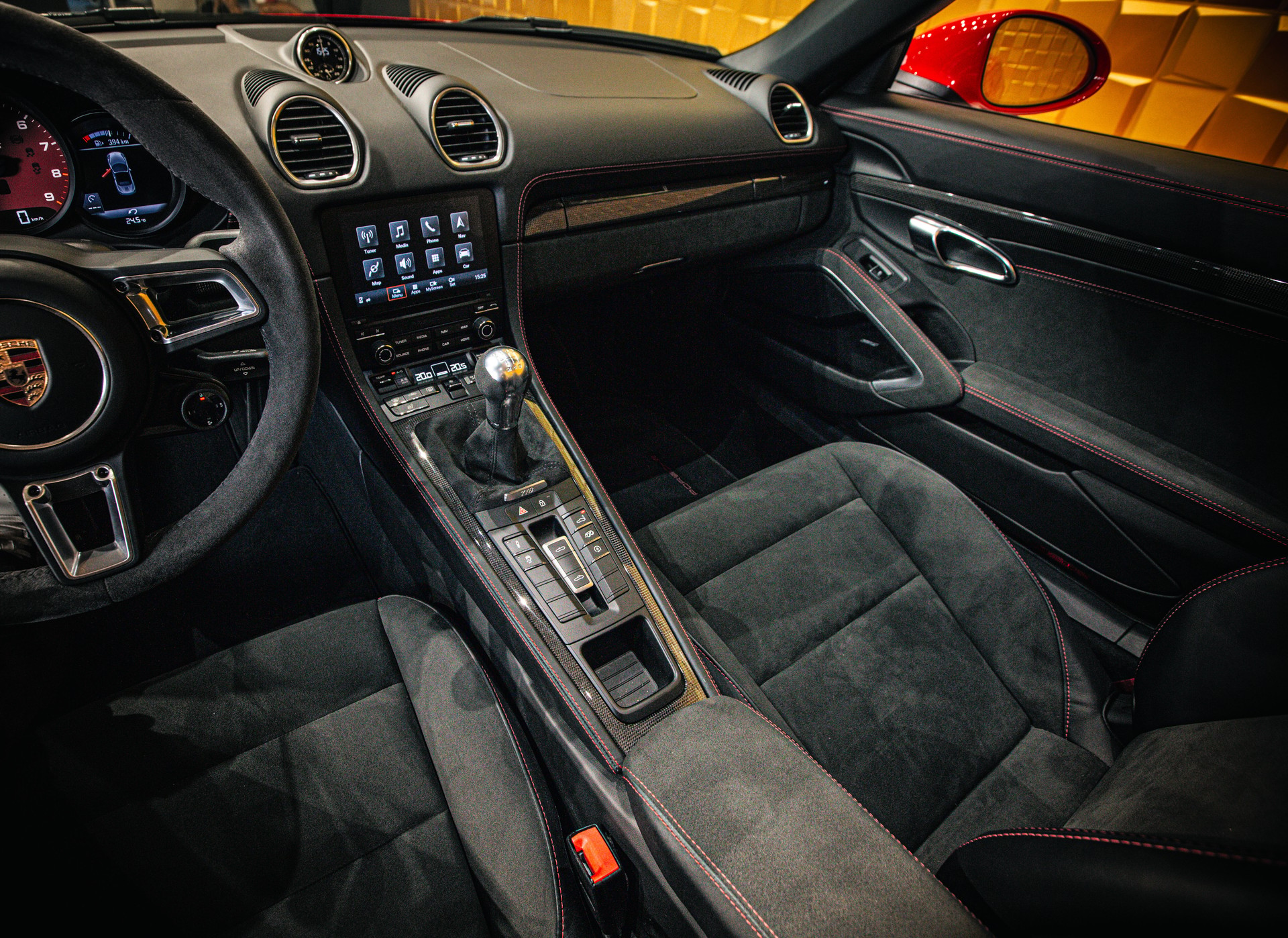 PORSCHE 718 Boxster GTS 4.0-image-15