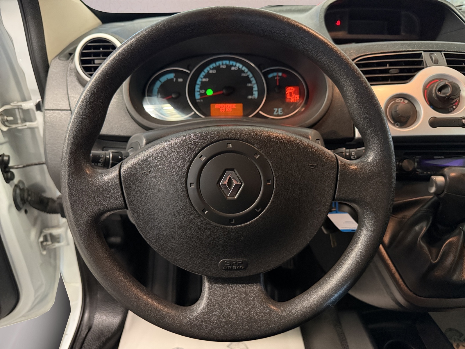RENAULT Kangoo Z.E.-image-9