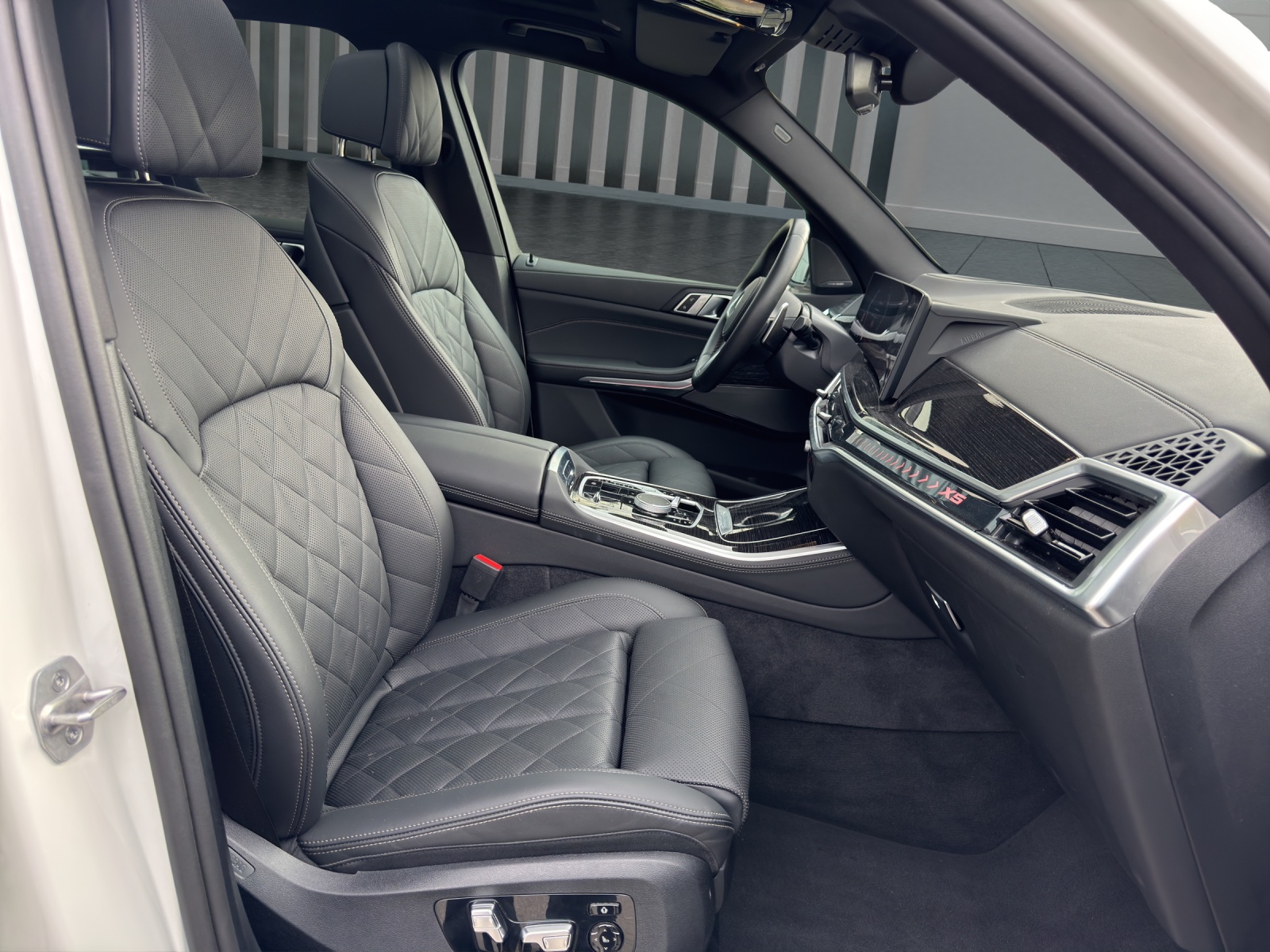 BMW X5 50e xDrive M Sportpaket-image-18