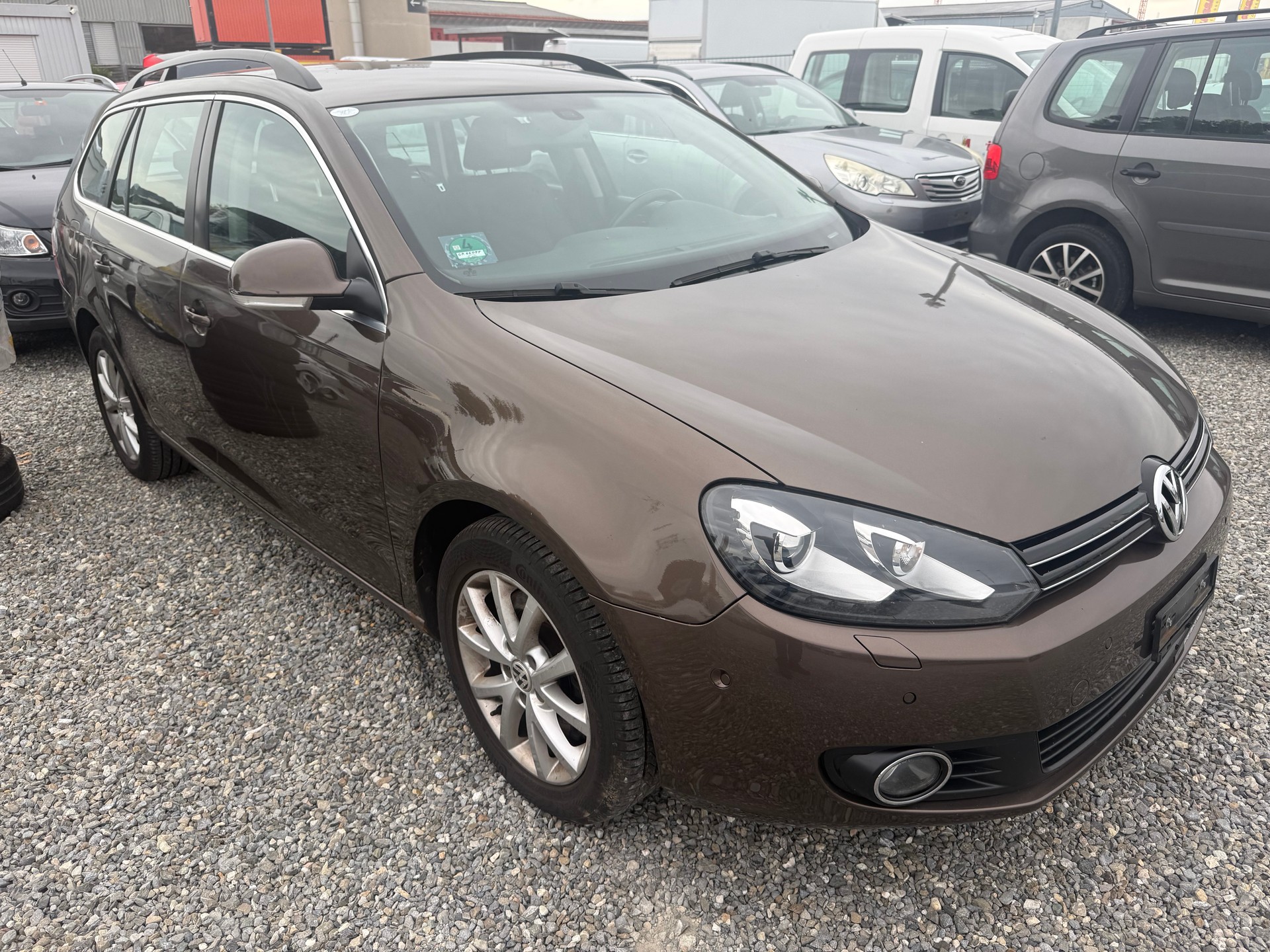 VW Golf Variant 1.6 TDI Comfortline 4Motion-image-0