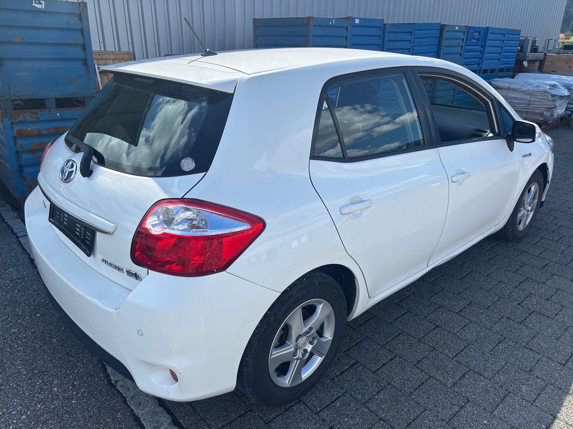 TOYOTA Auris 1.8 16V HSD Linea Luna-image-3