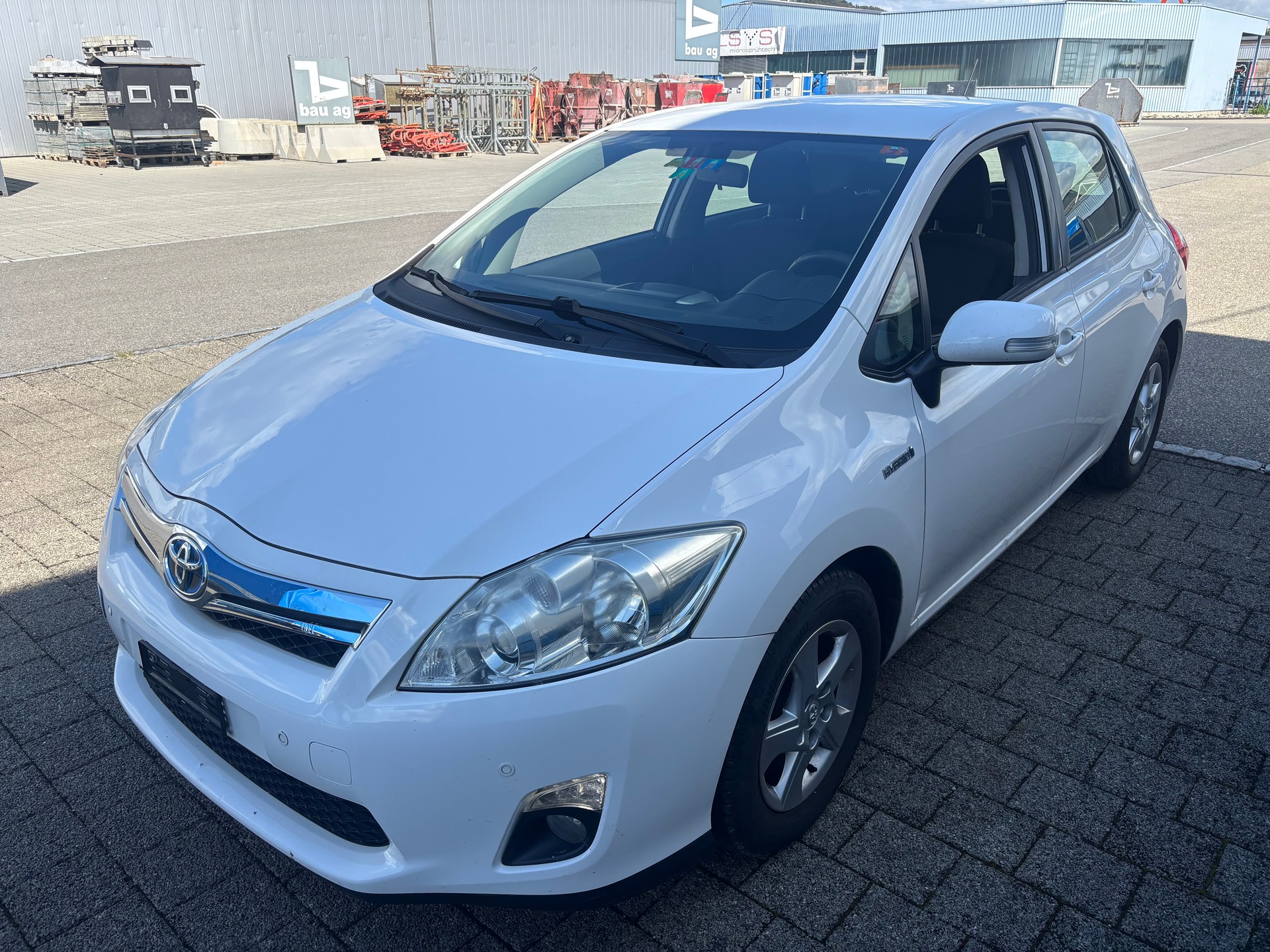 TOYOTA Auris 1.8 16V HSD Linea Luna-image-0