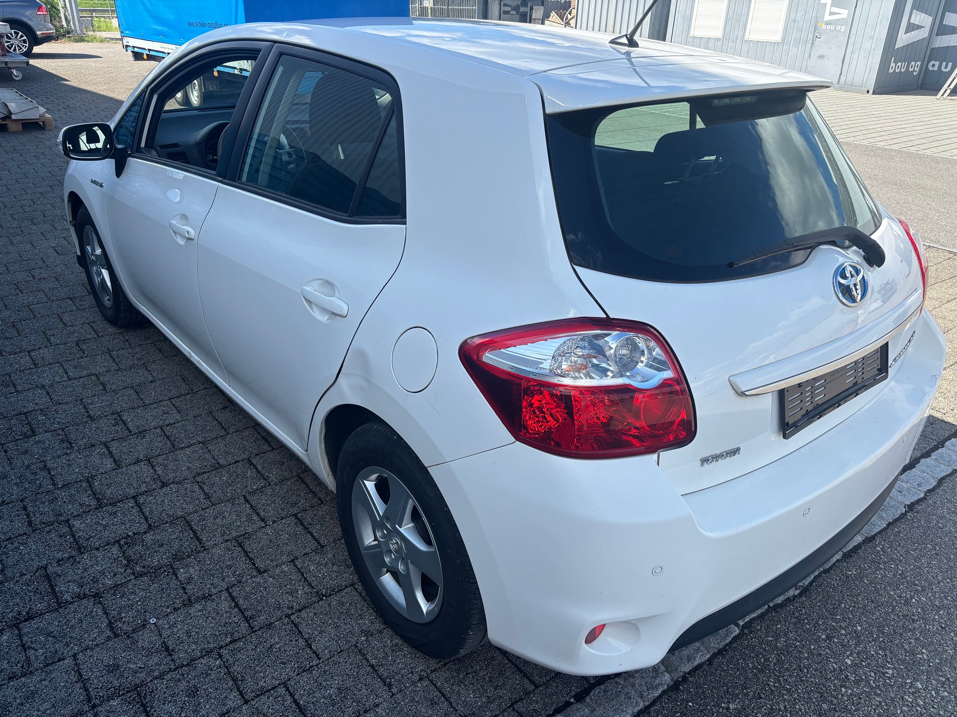 TOYOTA Auris 1.8 16V HSD Linea Luna-image-5