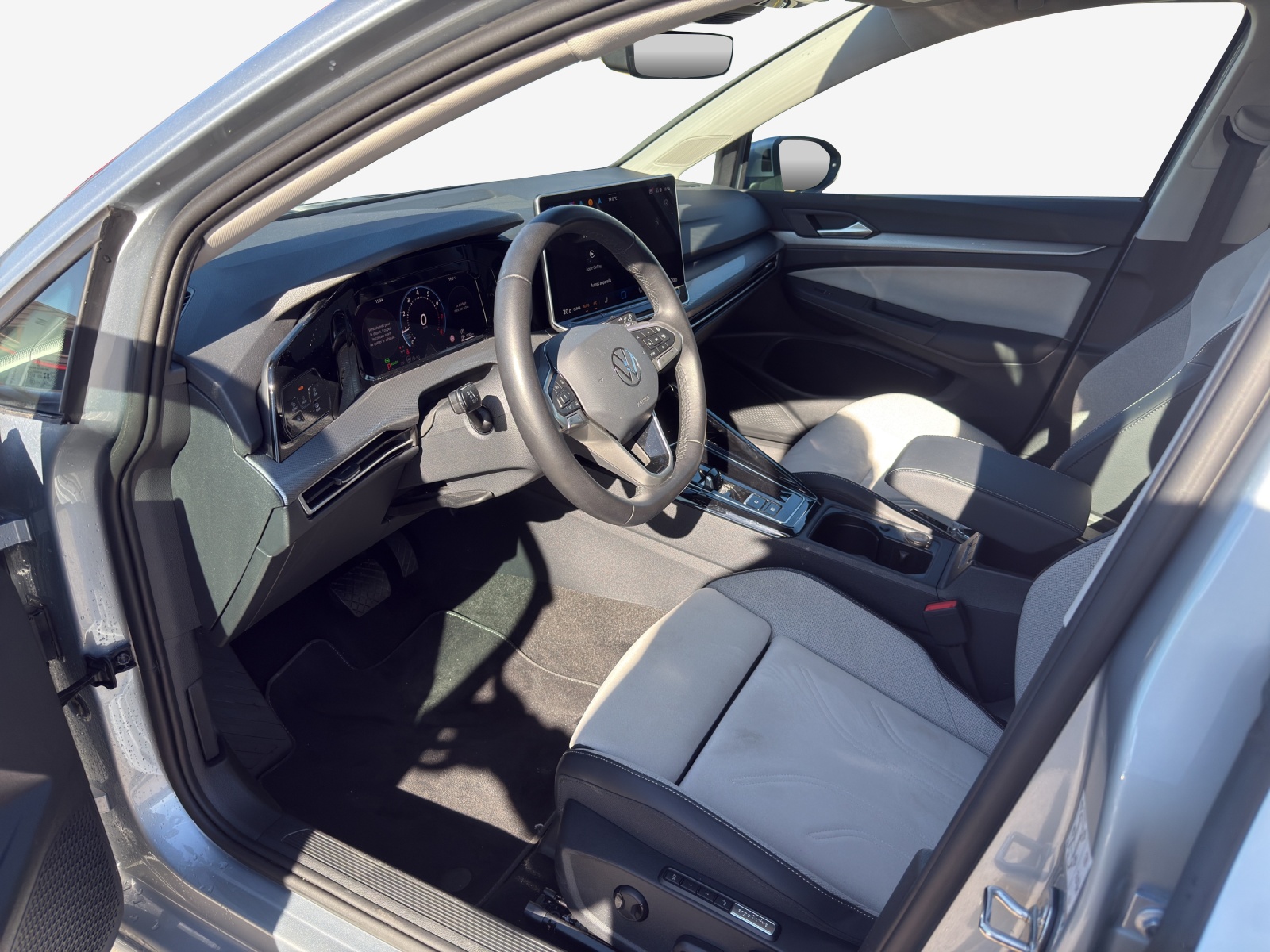 VW Golf 1.5 e TSI mHEV Style DSG-image-7