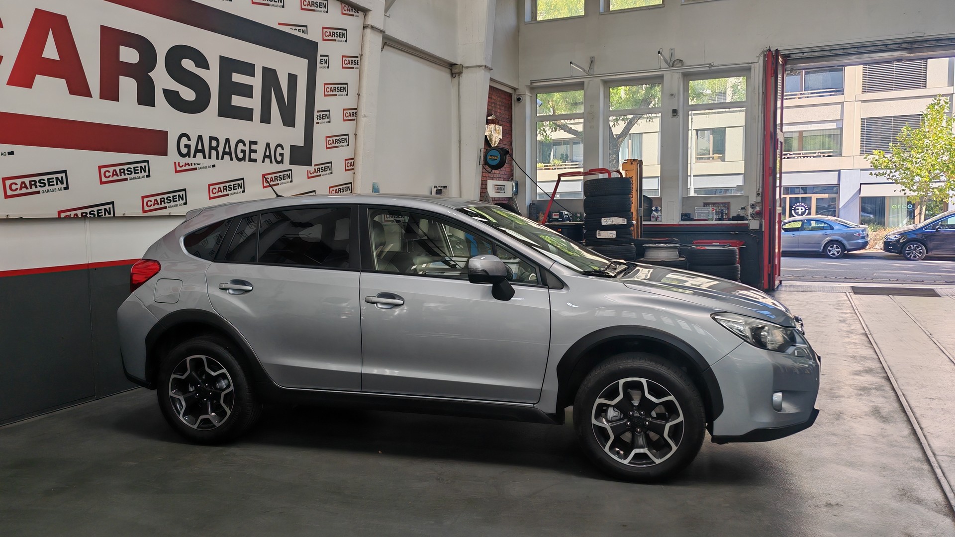 SUBARU XV 2.0 Swiss Two AWD CVT-image-2