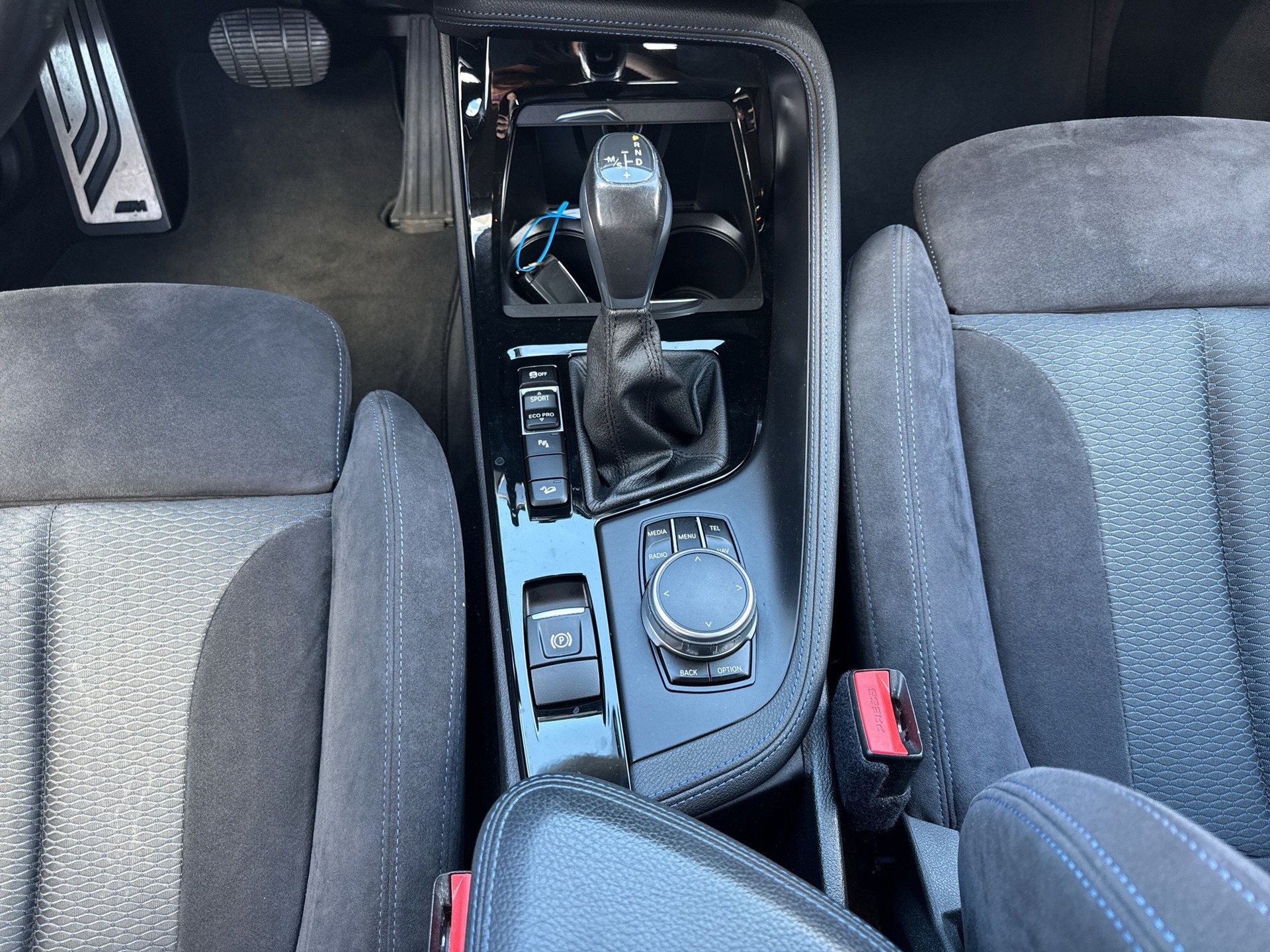 BMW X1 xDrive 20d M Sport Steptronic-image-12