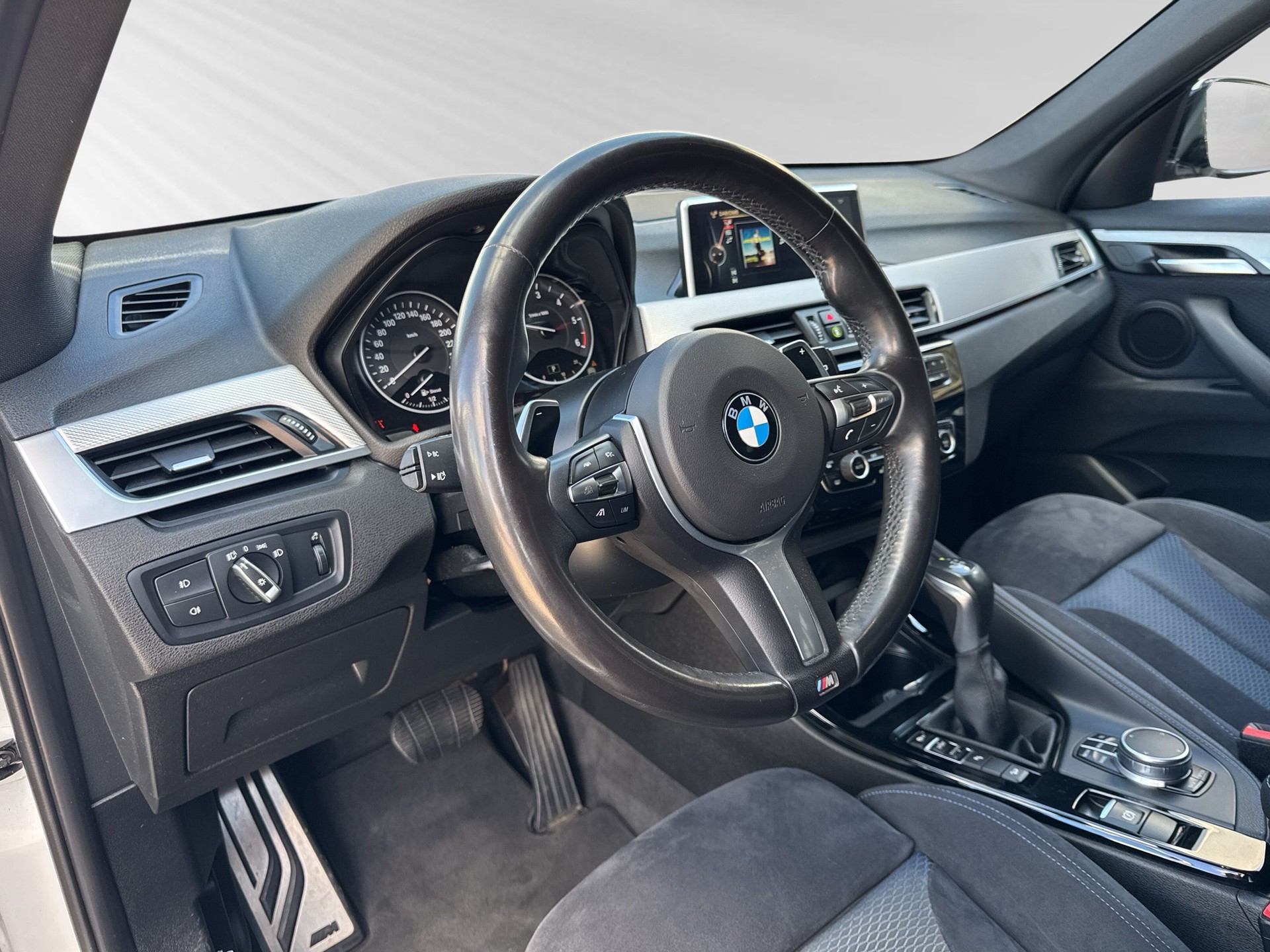 BMW X1 xDrive 20d M Sport Steptronic-image-3
