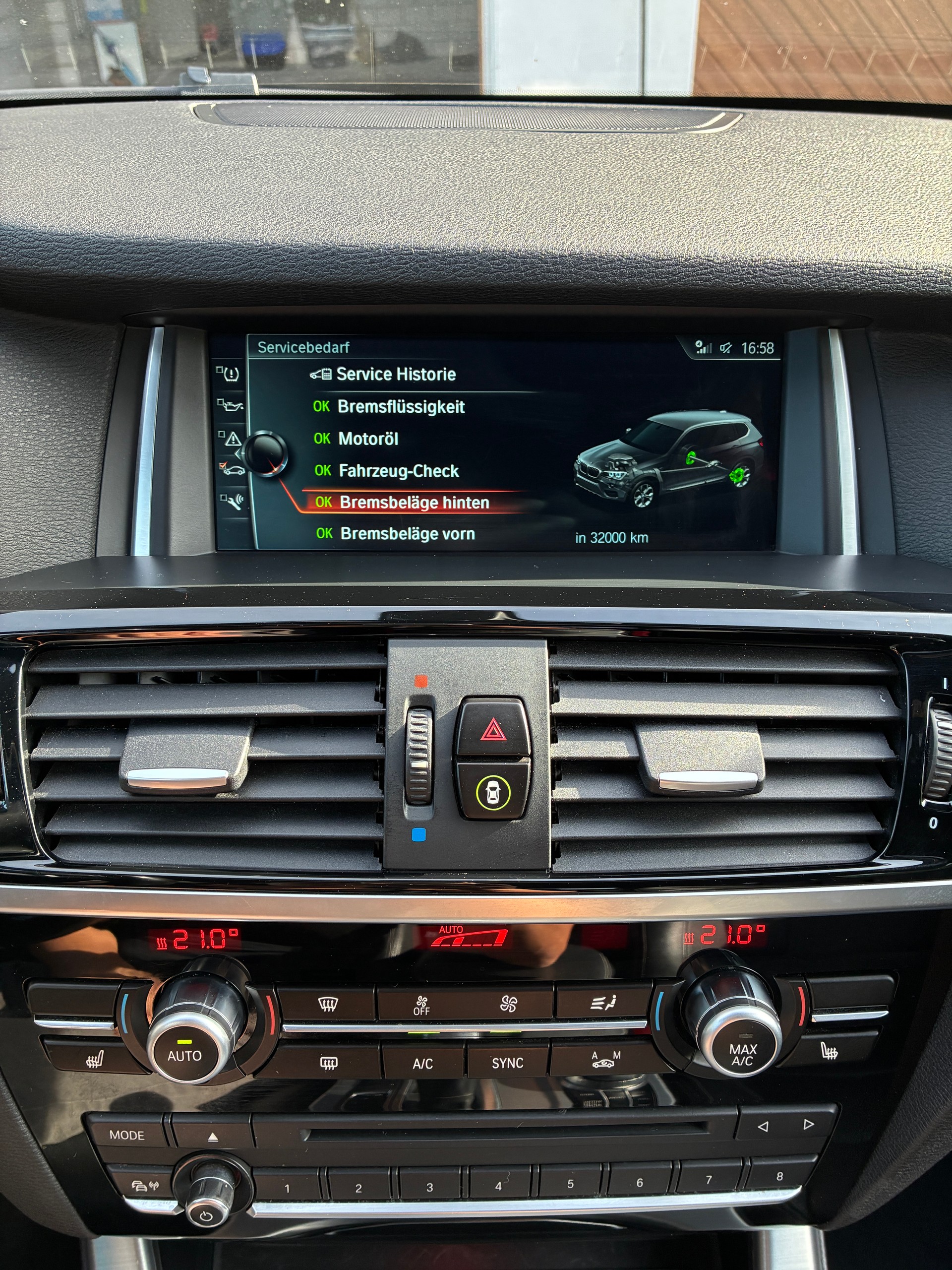 BMW 30d xDrive-image-5