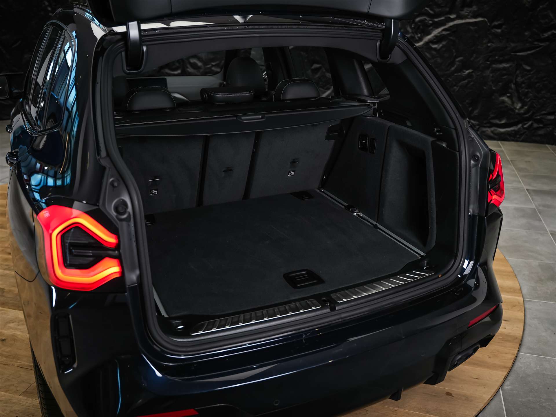 BMW X3 xDrive 48V M40d *Panorama*Laser*Head-Up*Harman/Kardon*-image-43