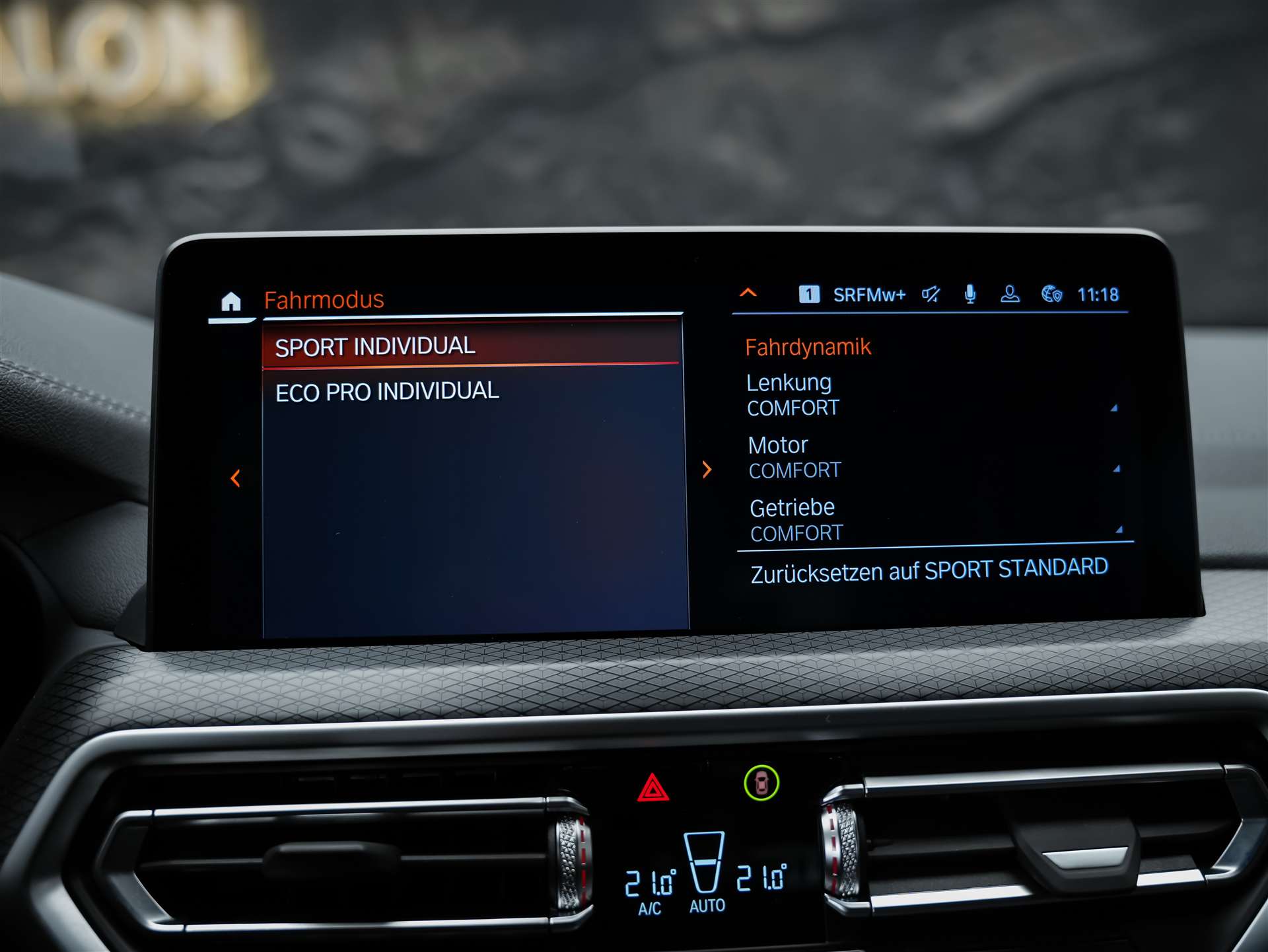 BMW X3 xDrive 48V M40d *Panorama*Laser*Head-Up*Harman/Kardon*-image-35