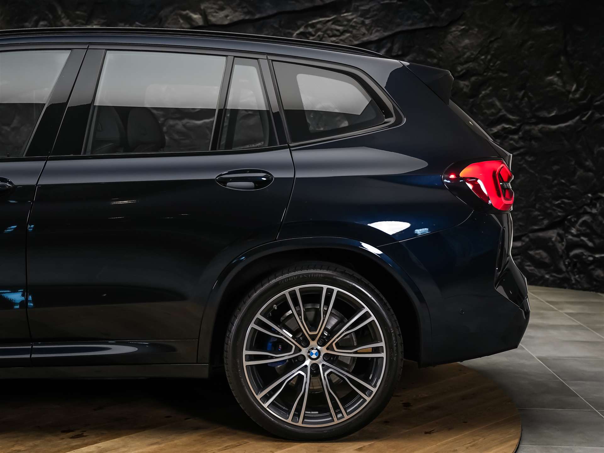 BMW X3 xDrive 48V M40d *Panorama*Laser*Head-Up*Harman/Kardon*-image-20