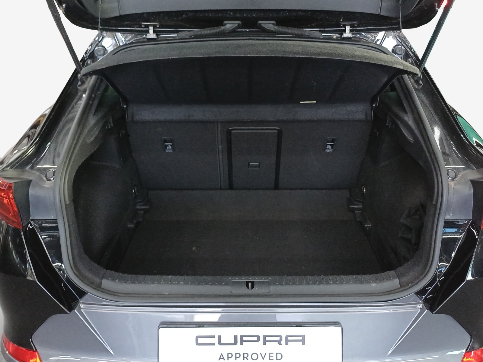 CUPRA Formentor 2.0TSI 4Drive DSG-image-12