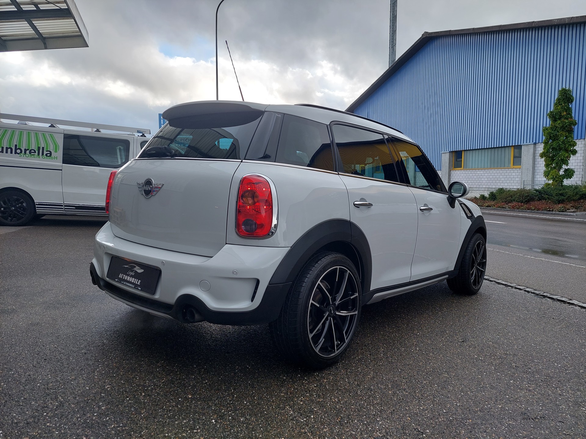 MINI Countryman Cooper S ALL4 Steptronic-image-4