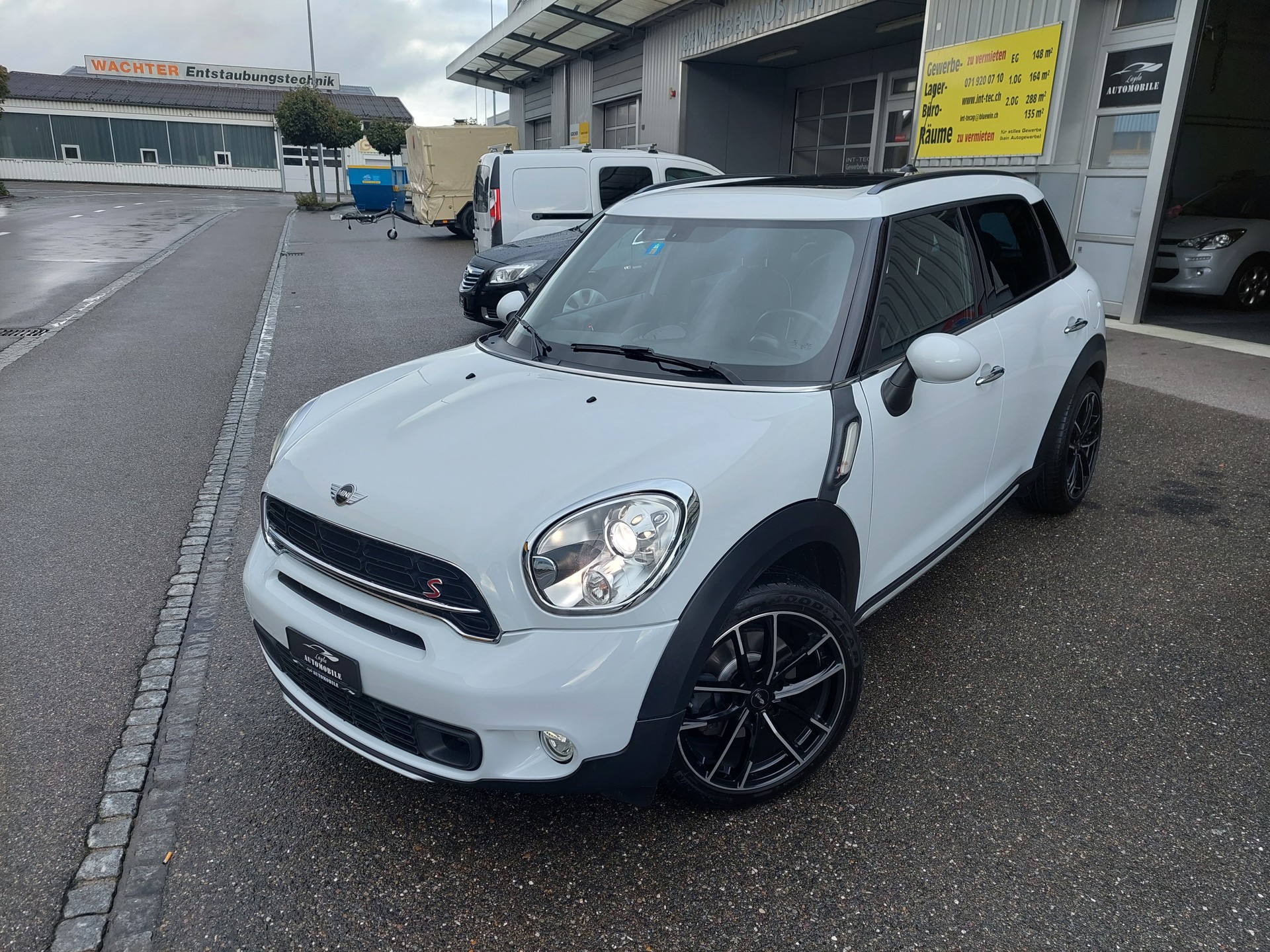 MINI Countryman Cooper S ALL4 Steptronic-image-1