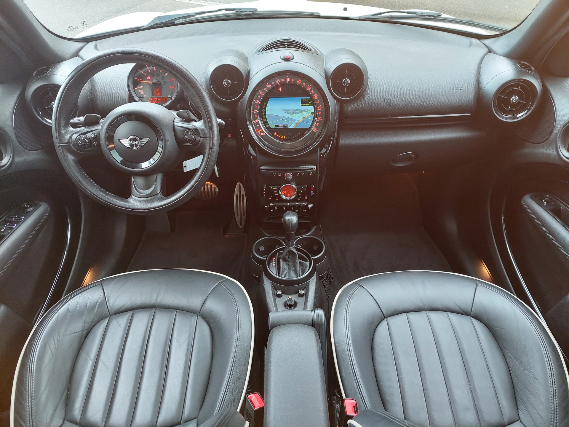 MINI Countryman Cooper S ALL4 Steptronic-image-13