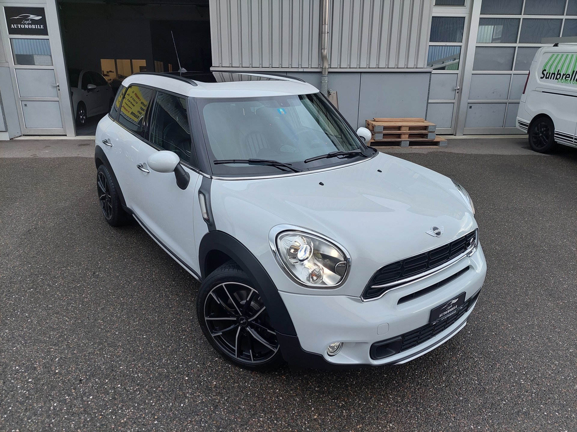 MINI Countryman Cooper S ALL4 Steptronic-image-6