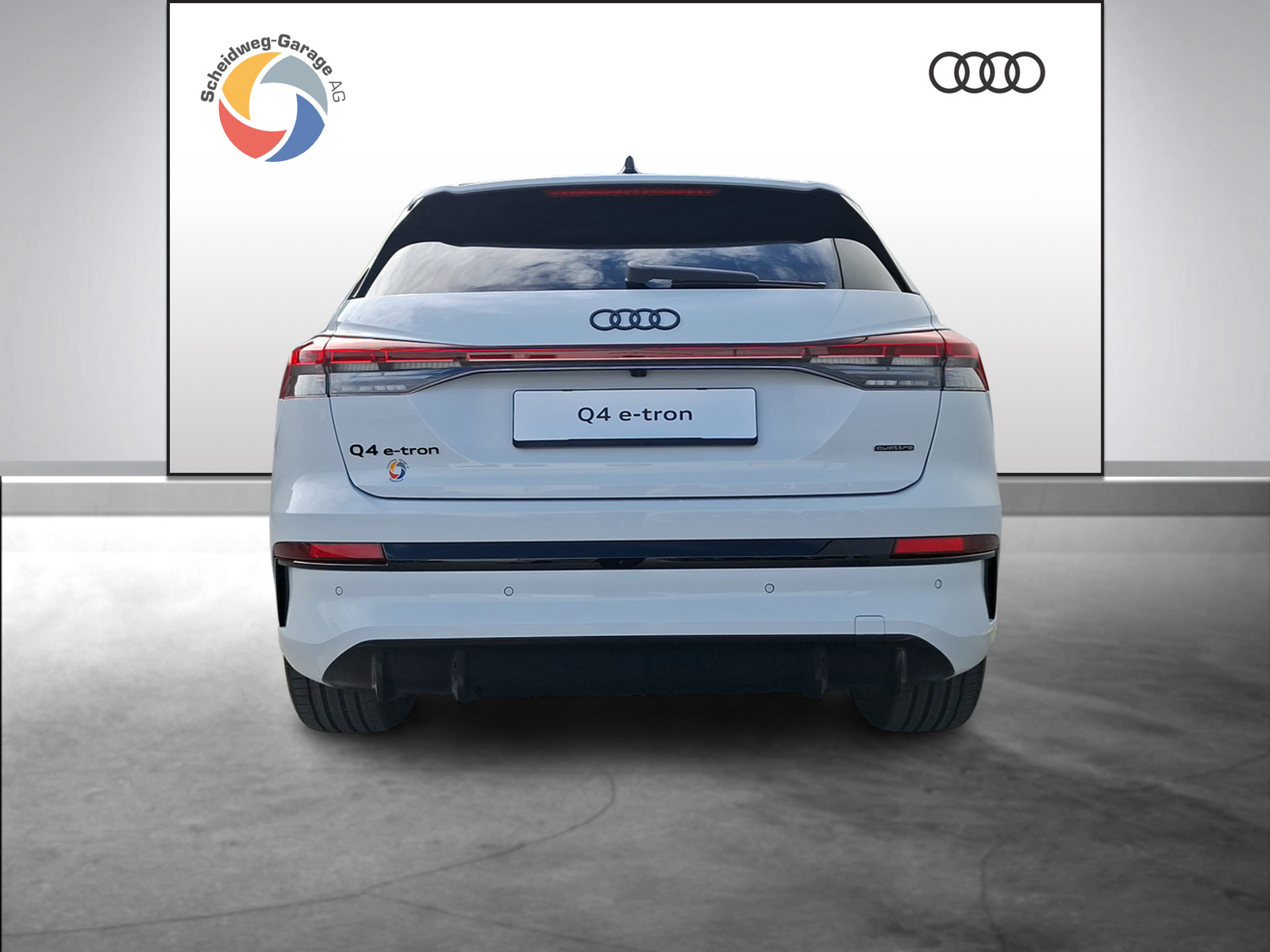 AUDI Q4 e-tron SUV quattro performance Attraction-image-13