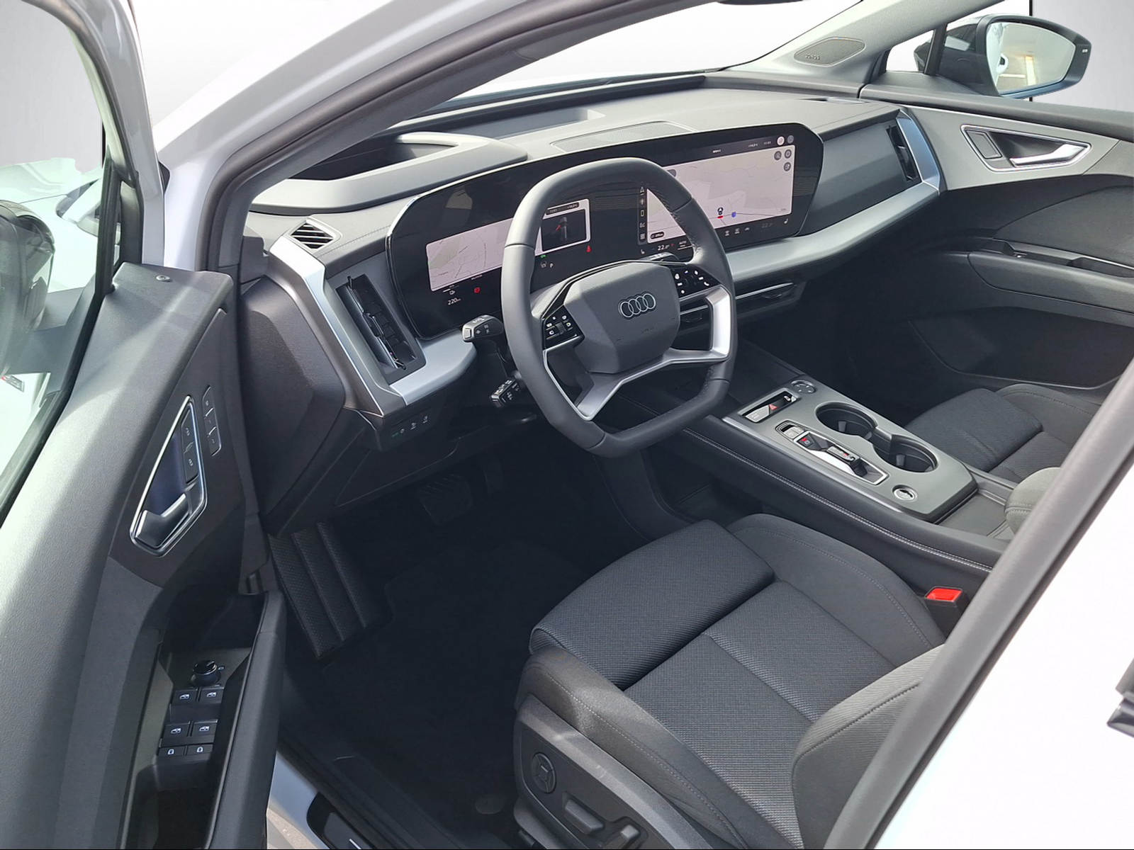 AUDI Q4 e-tron SUV quattro performance Attraction-image-5