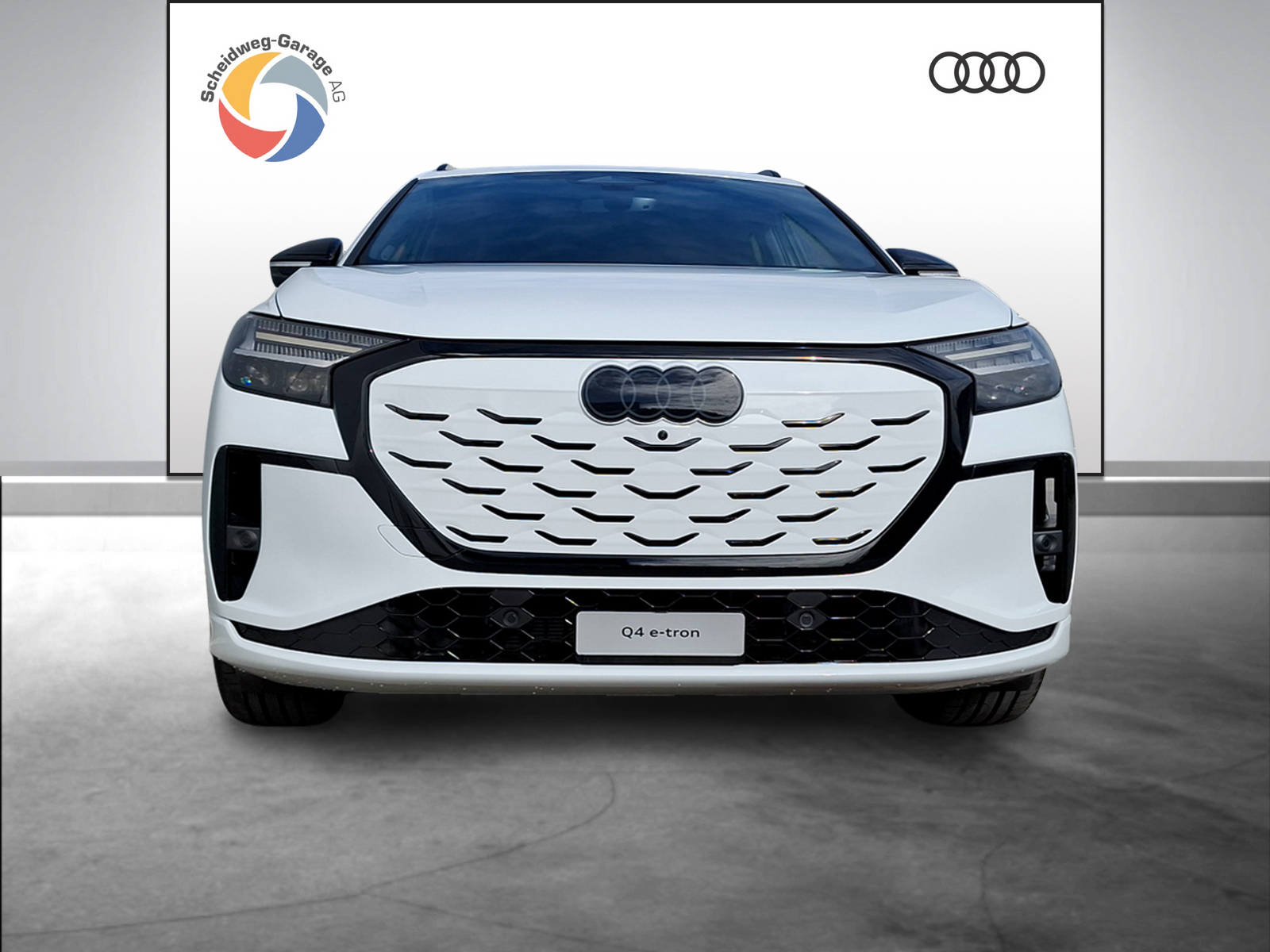 AUDI Q4 e-tron SUV quattro performance Attraction-image-1