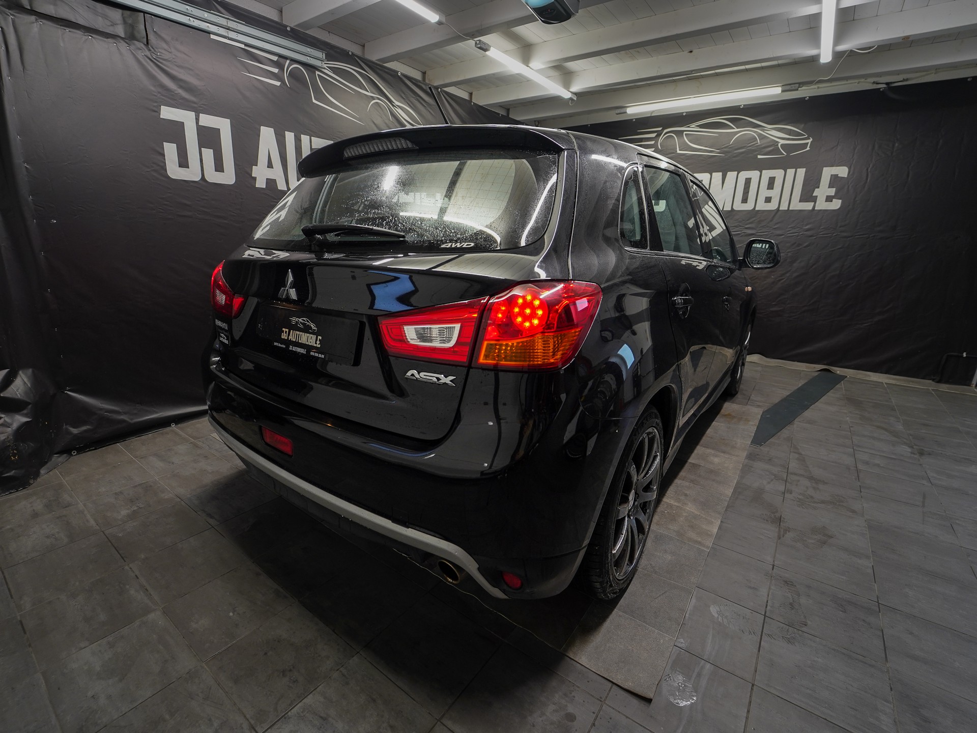 MITSUBISHI ASX 1.8 DID Sport 4WD-image-10
