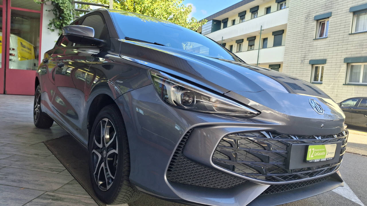 MG 3 1.5 Hybrid Luxury-image-2