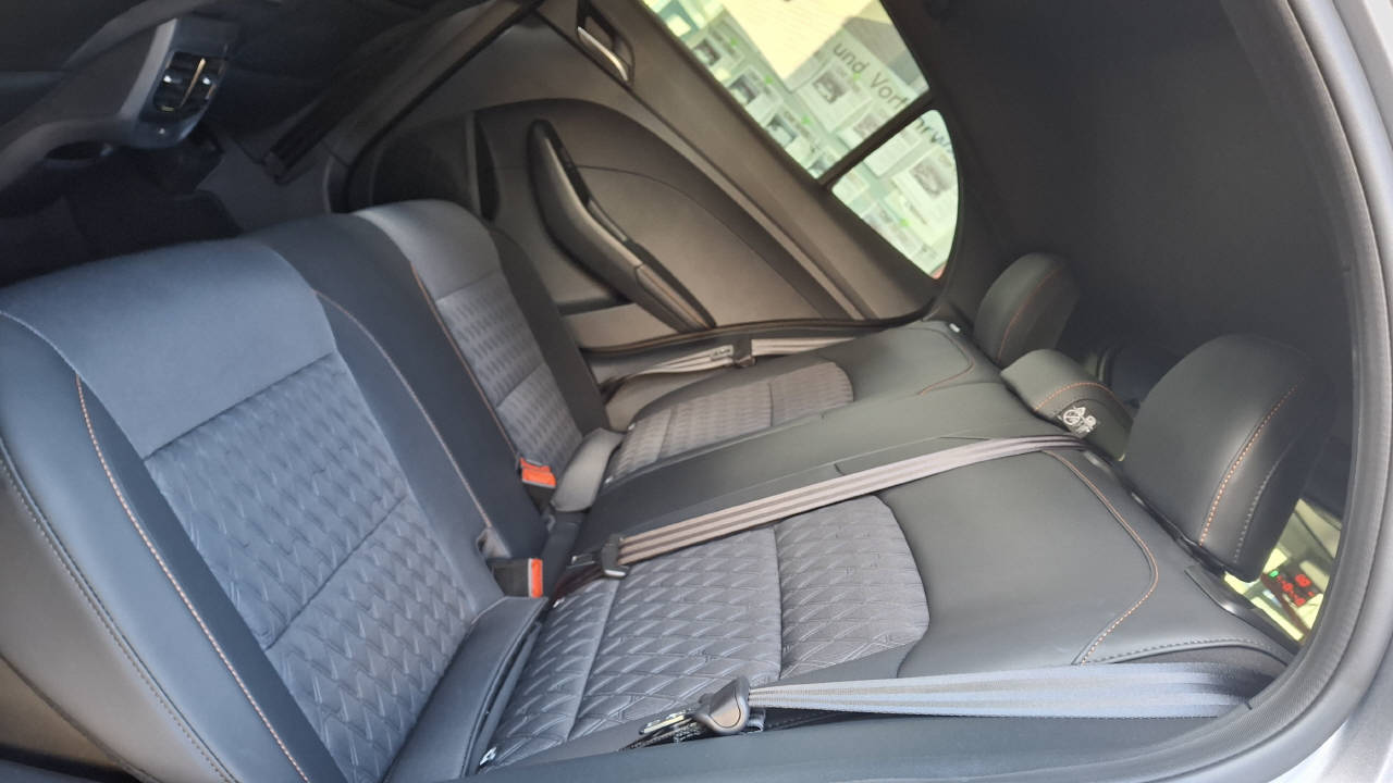 MG 3 1.5 Hybrid Luxury-image-7