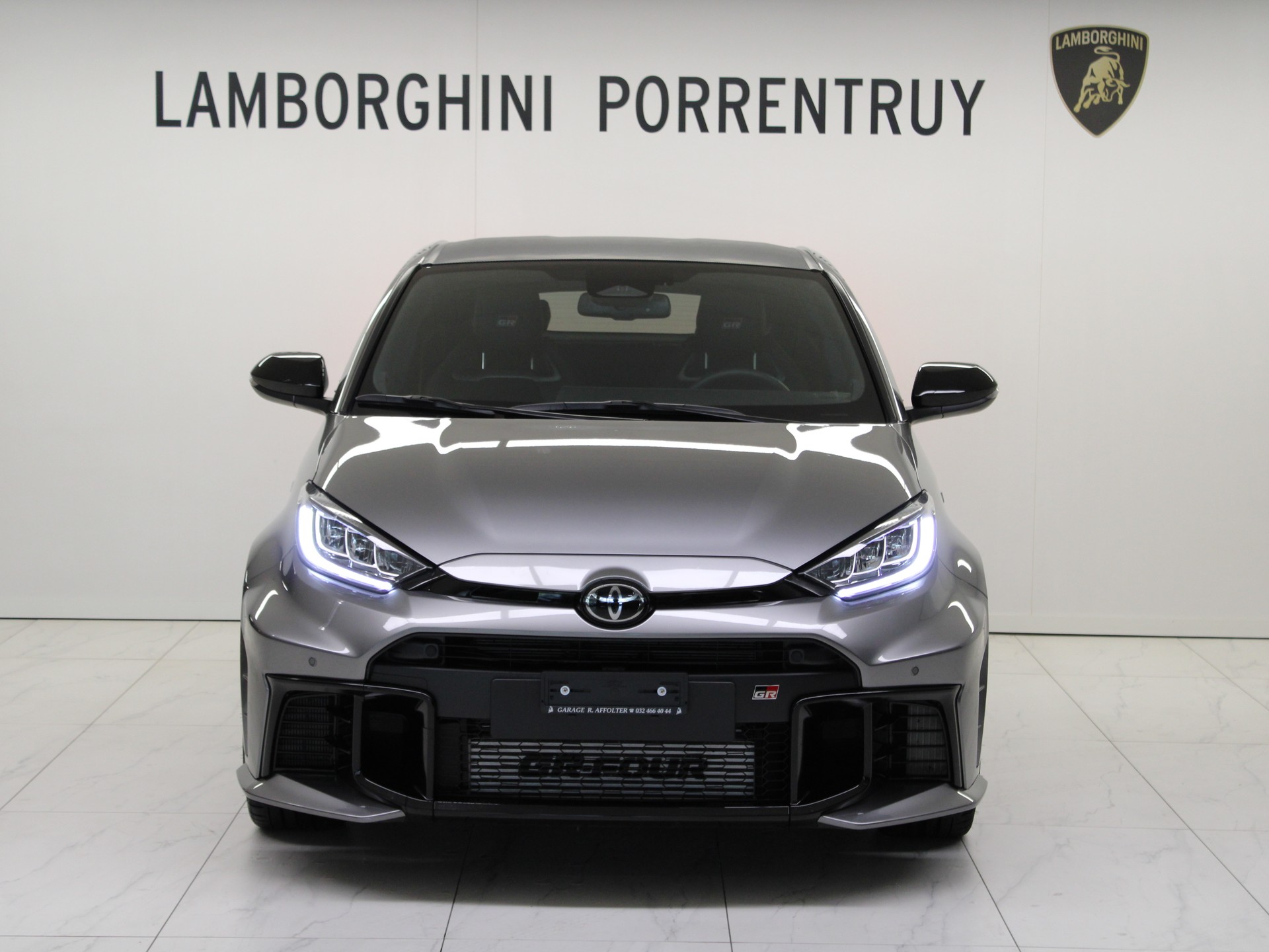 TOYOTA Yaris 1.6 GR Sport A-image-4