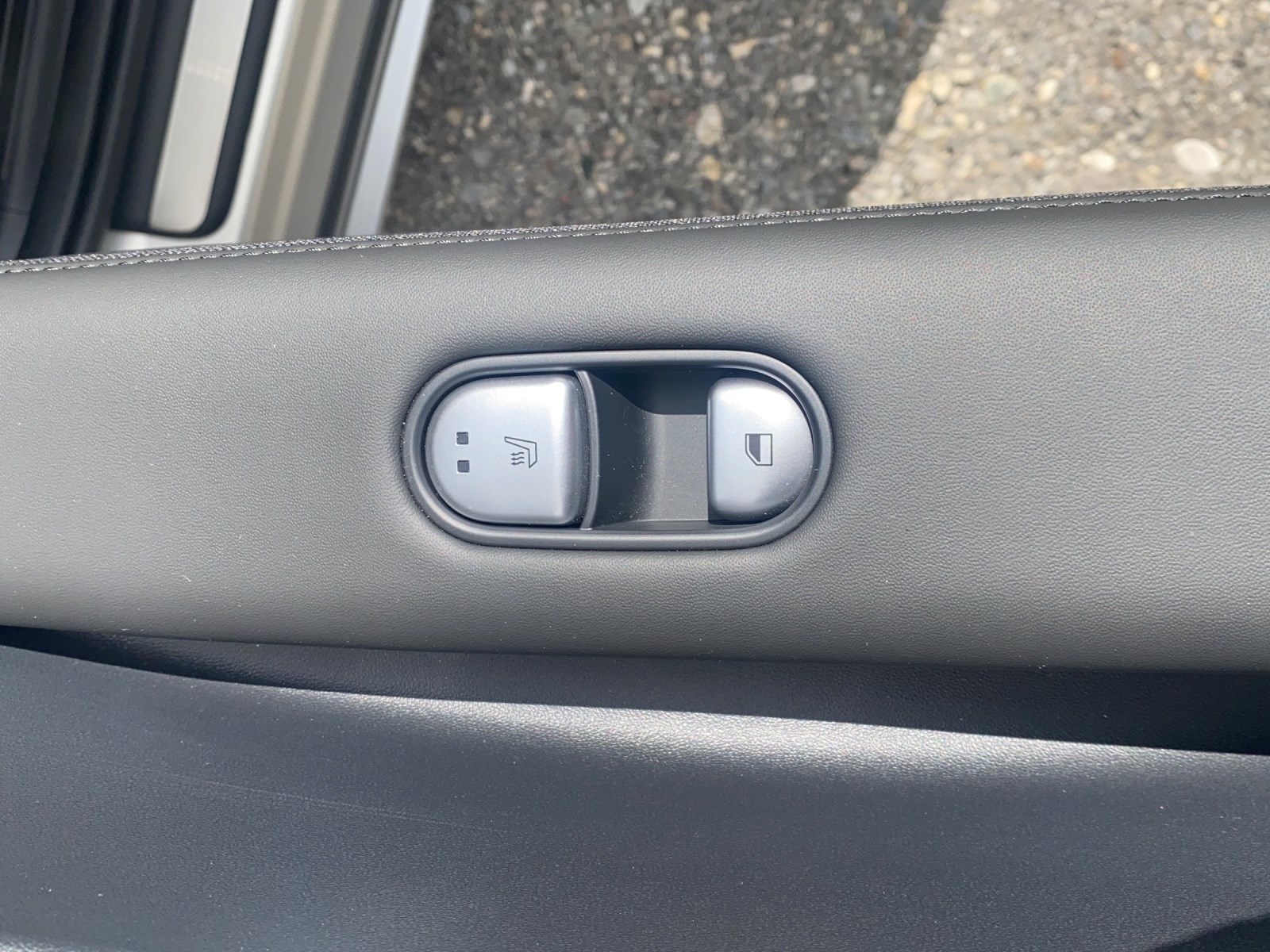 HYUNDAI Ioniq 5 72kWh First Edition 2WD-image-15