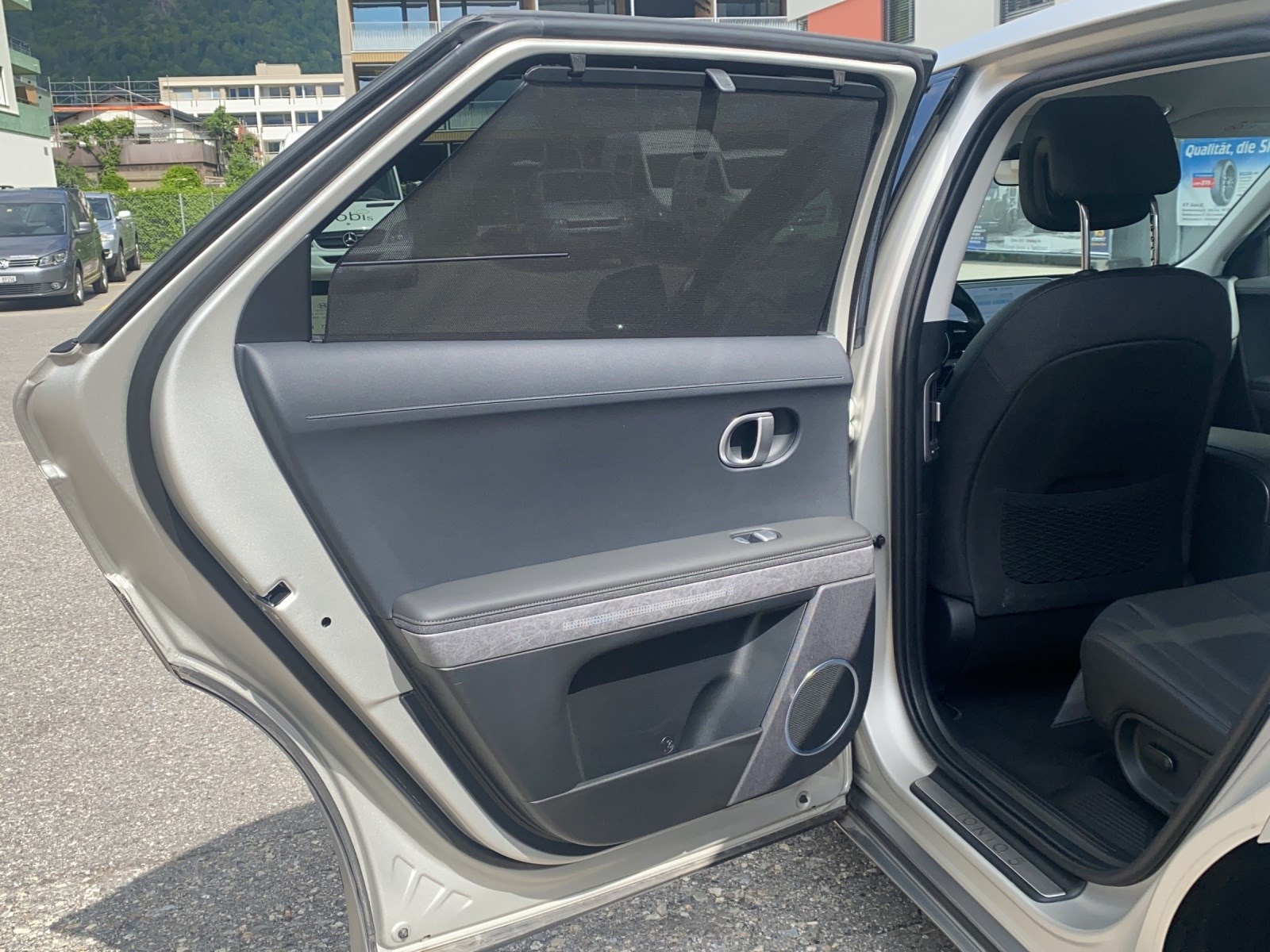 HYUNDAI Ioniq 5 72kWh First Edition 2WD-image-14