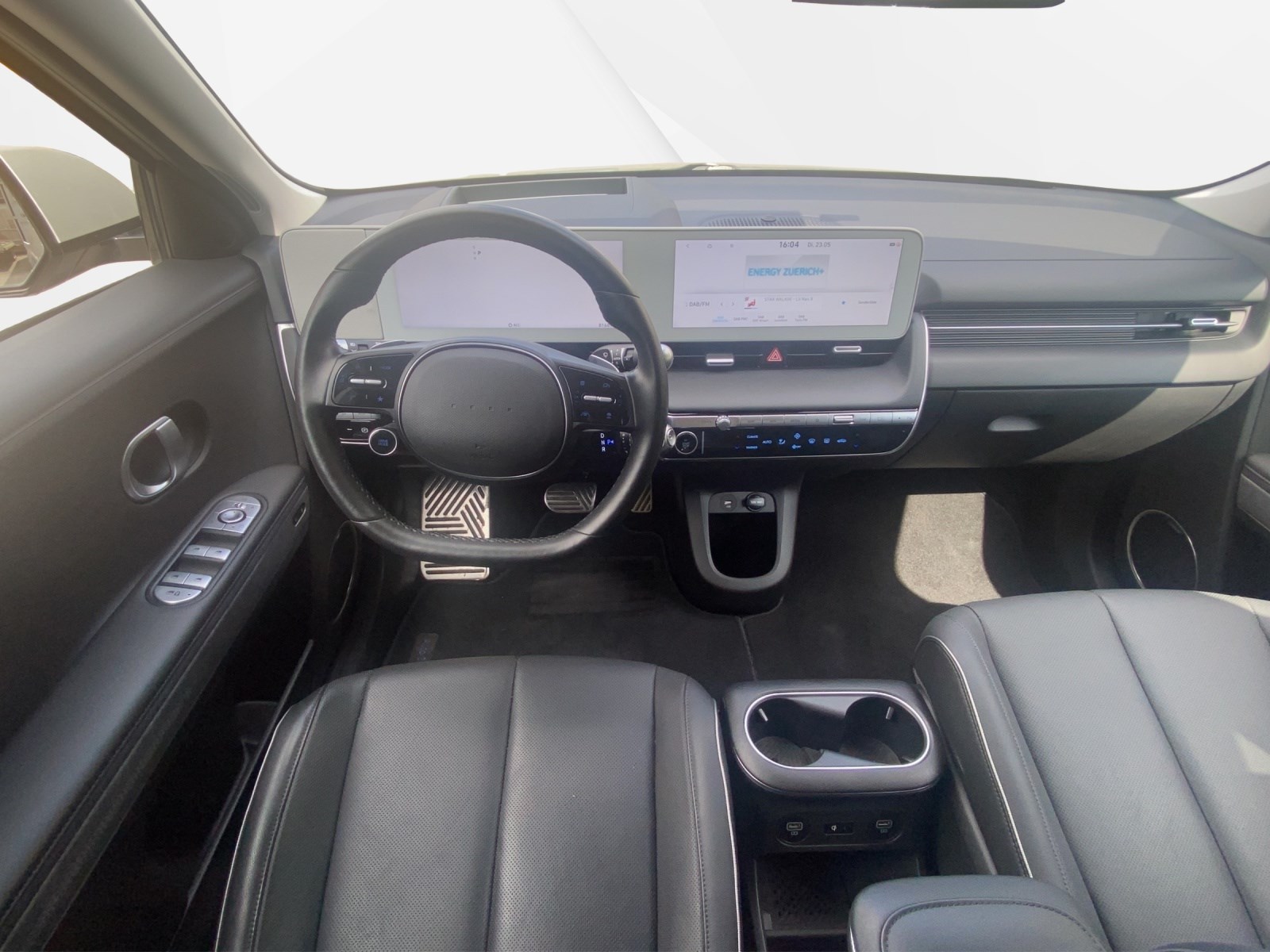 HYUNDAI Ioniq 5 72kWh First Edition 2WD-image-8