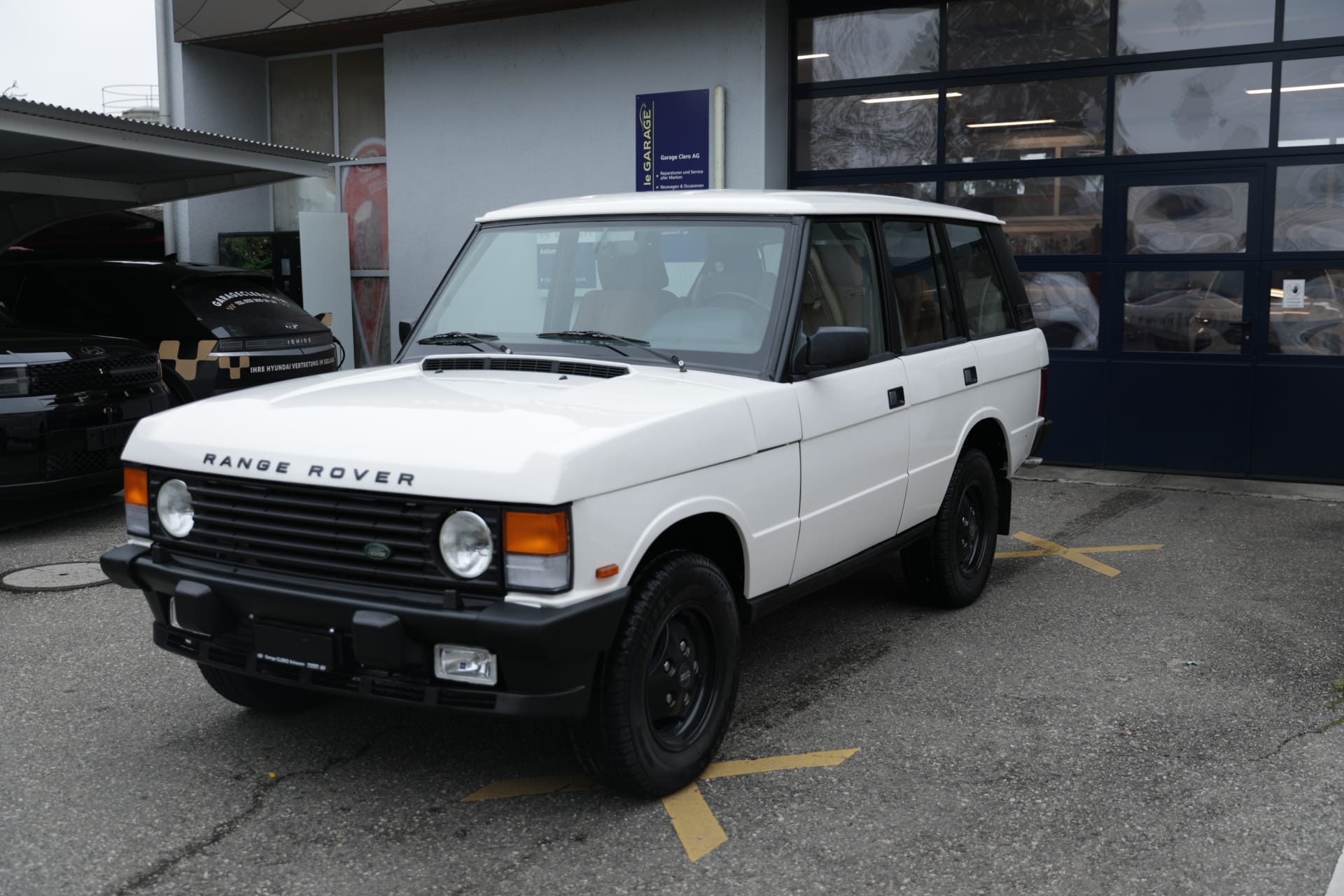 Car photo