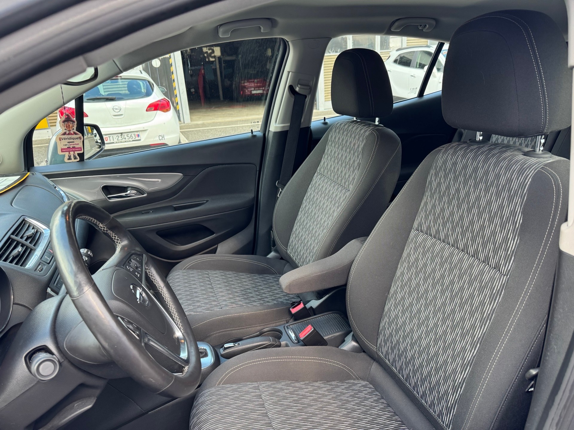 OPEL Mokka 1.4i 16V Turbo Drive 2WD Automatik-image-11