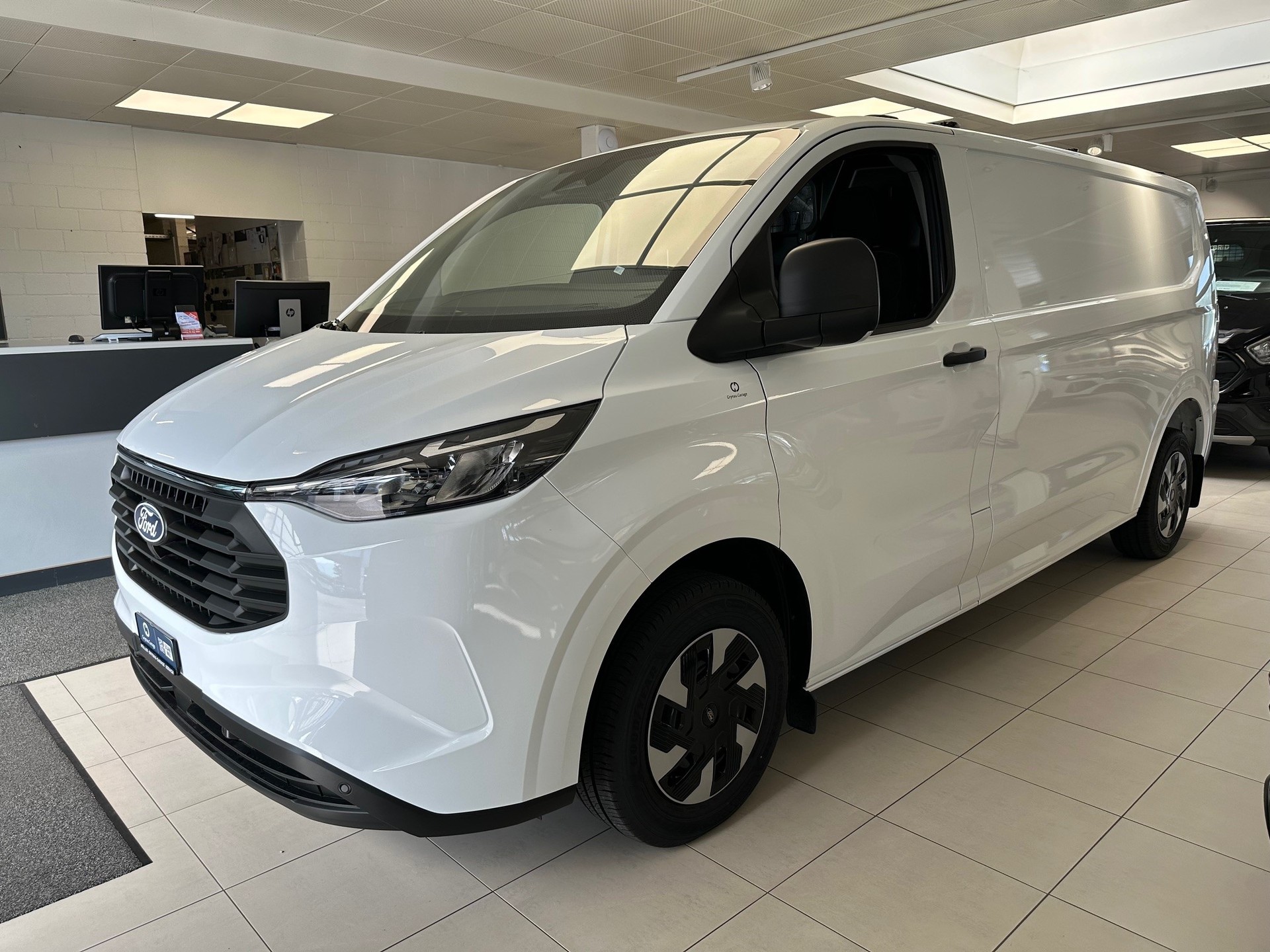 FORD Transit Custom Van 320 L2 2.5 Duratec 233 Trend PHEV
