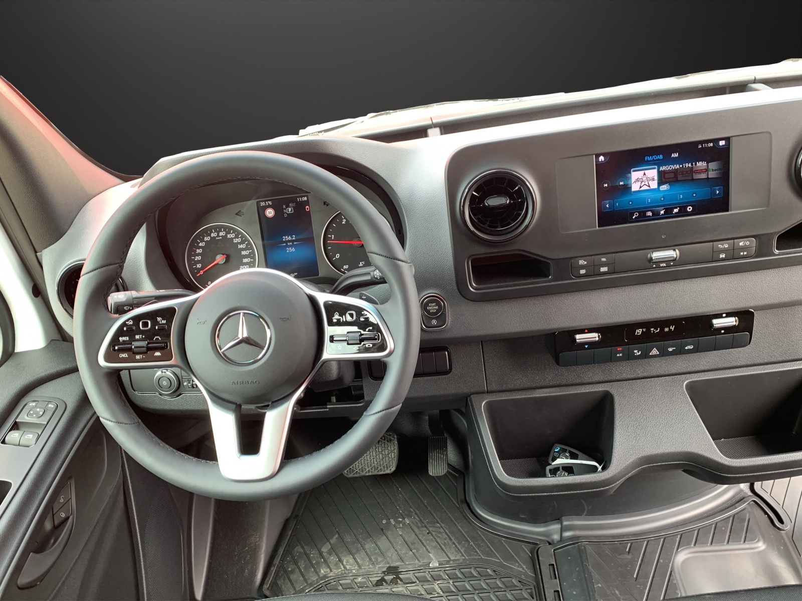 MERCEDES-BENZ Sprinter 317 CDI Lang 9G-TRONIC-image-8