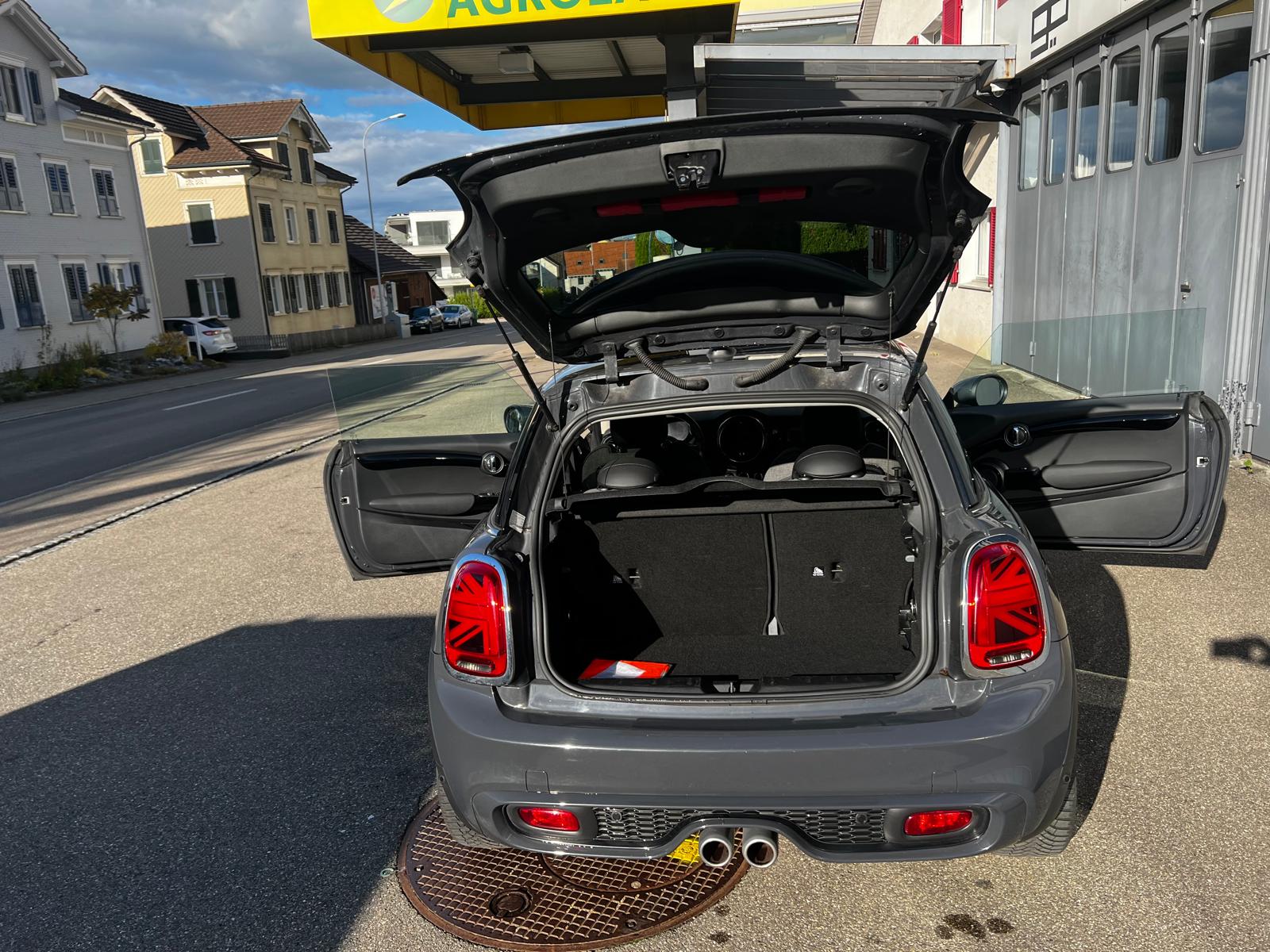 MINI Mini Cooper S Steptronic DKG-image-7