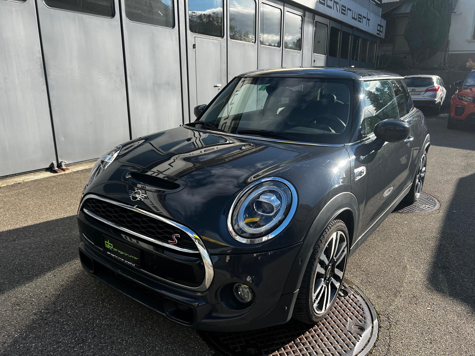 MINI Mini Cooper S Steptronic DKG-image-3