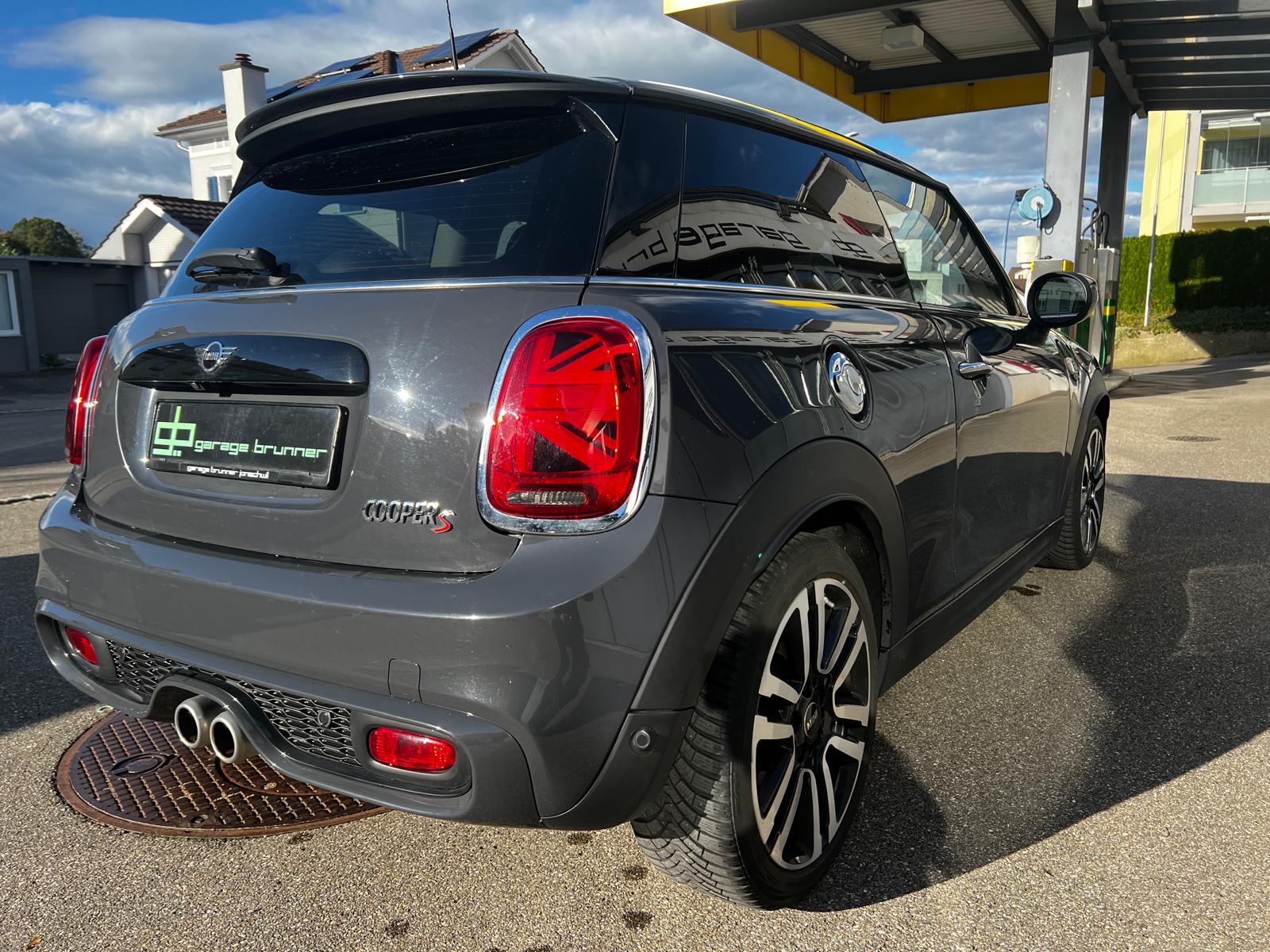 MINI Mini Cooper S Steptronic DKG-image-9