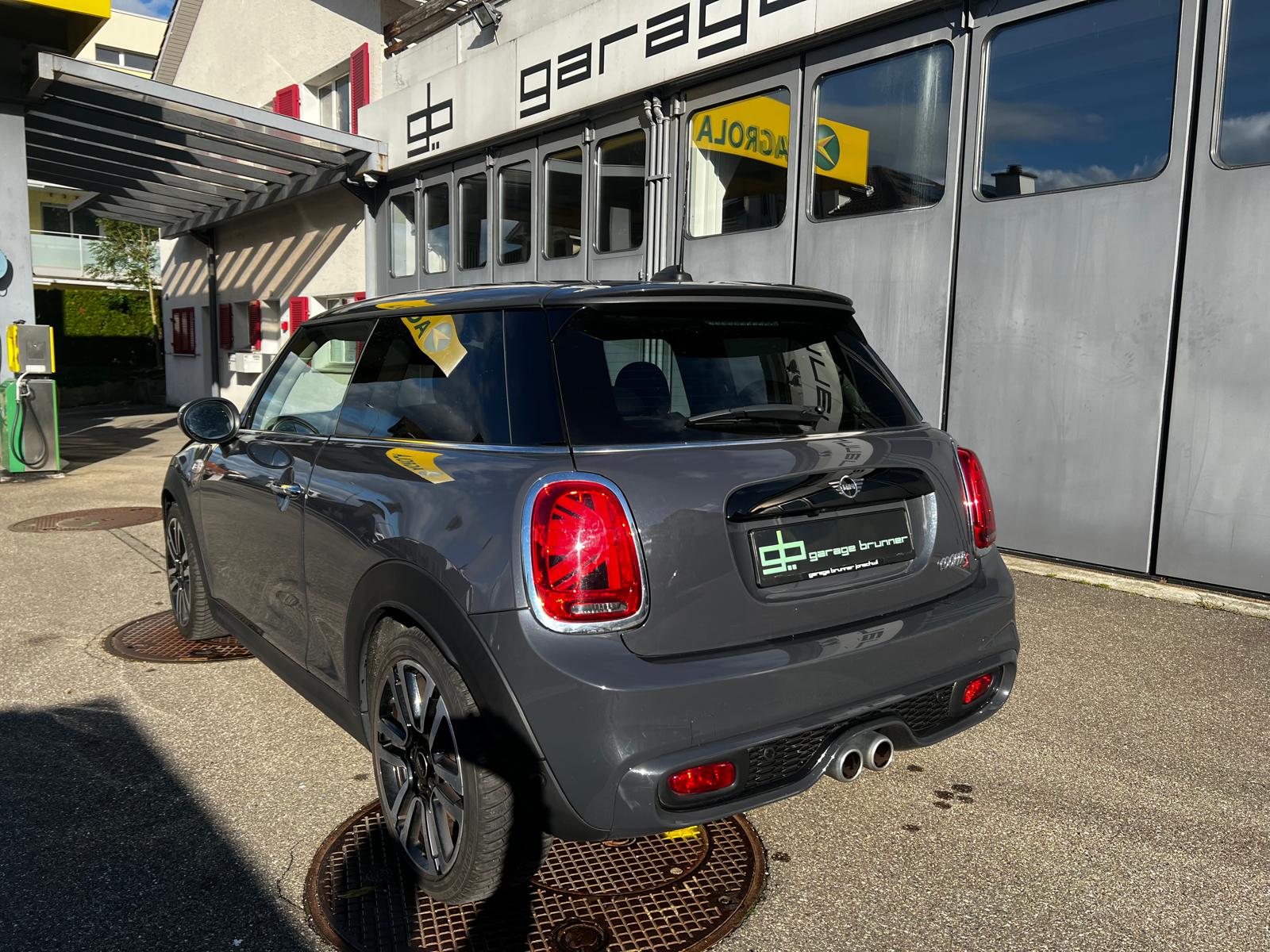 MINI Mini Cooper S Steptronic DKG-image-8
