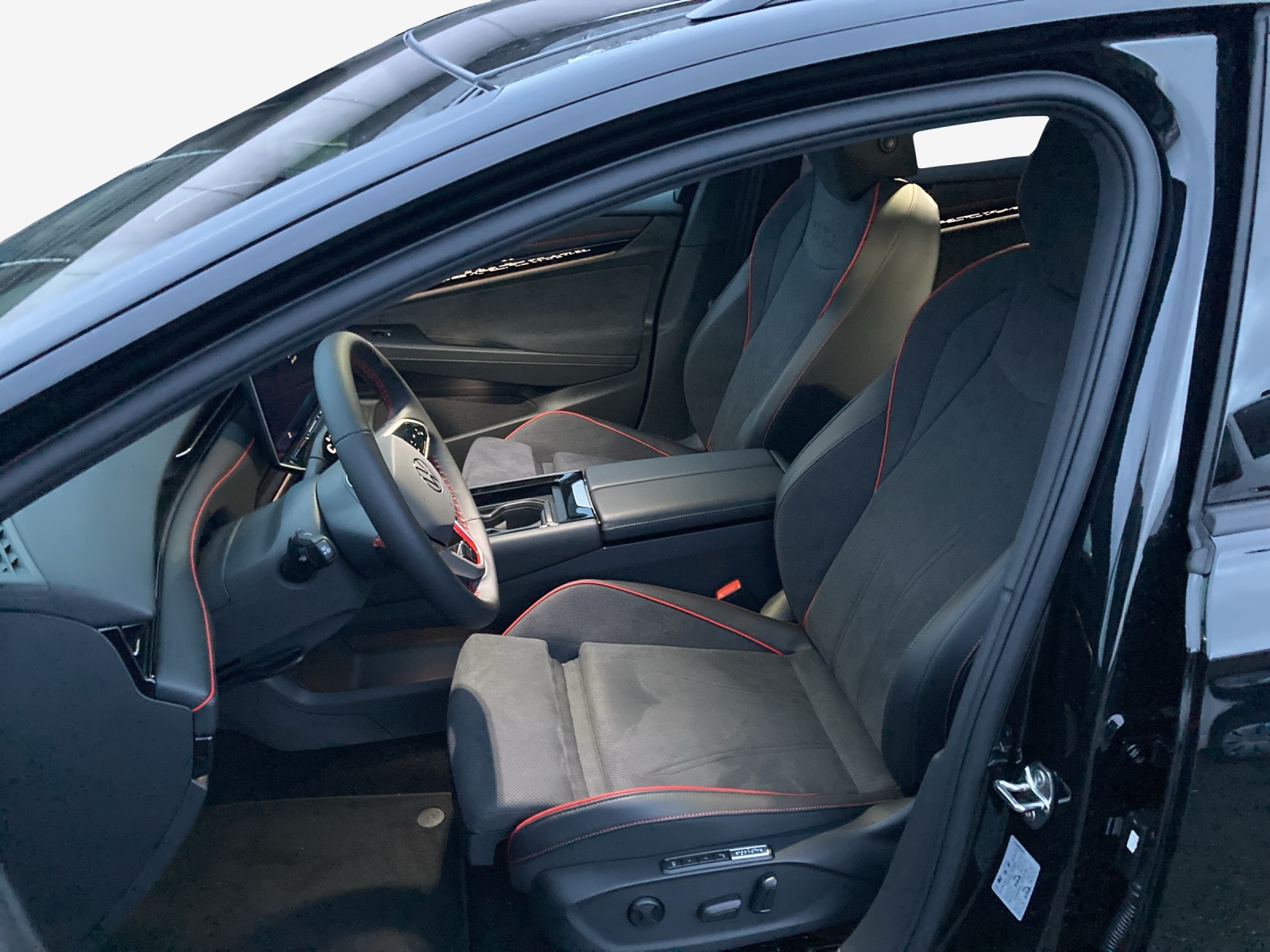VW ID.7 Tourer GTX 86 kWh GTX 4 Motion-image-8