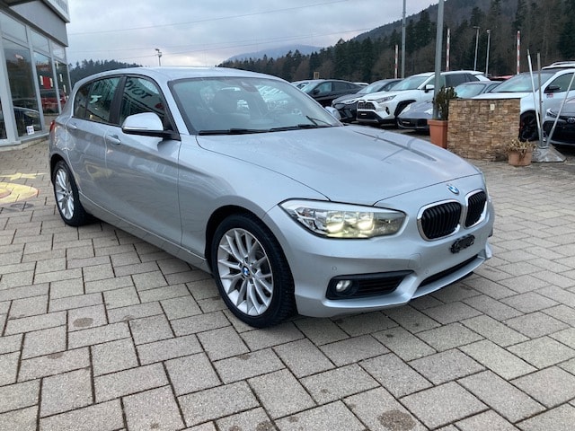 BMW 120d xDrive Steptronic-image-2