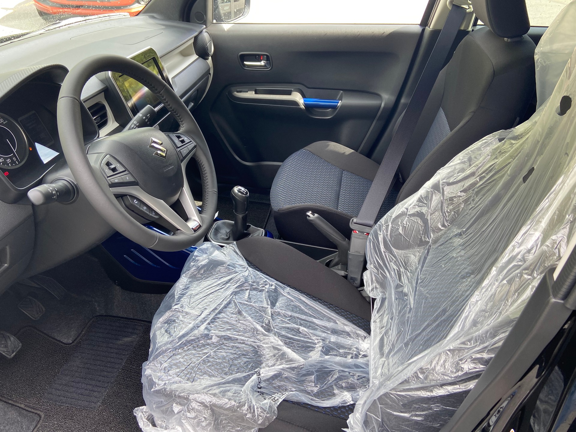 SUZUKI Ignis 1.2i Compact Top Hybrid 4x4-image-4