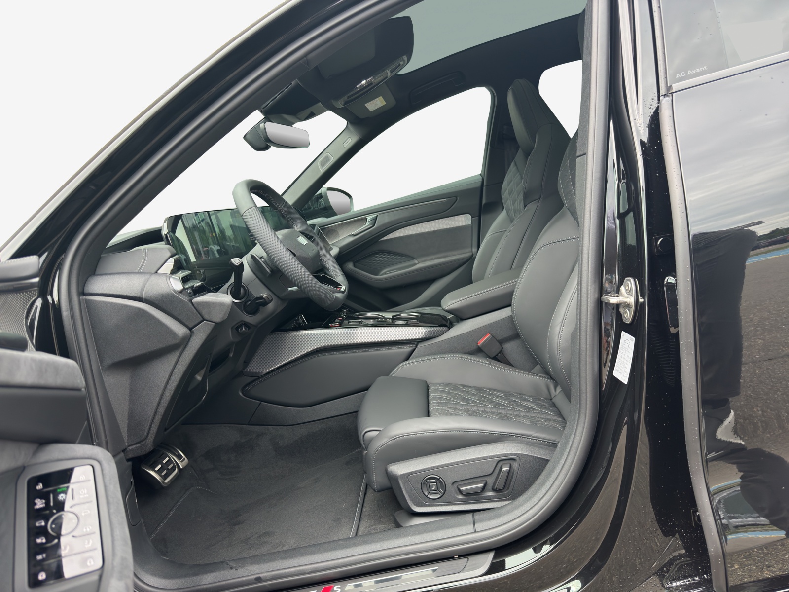 AUDI A6 Avant TDI quattro 150 kW S tronic-image-7