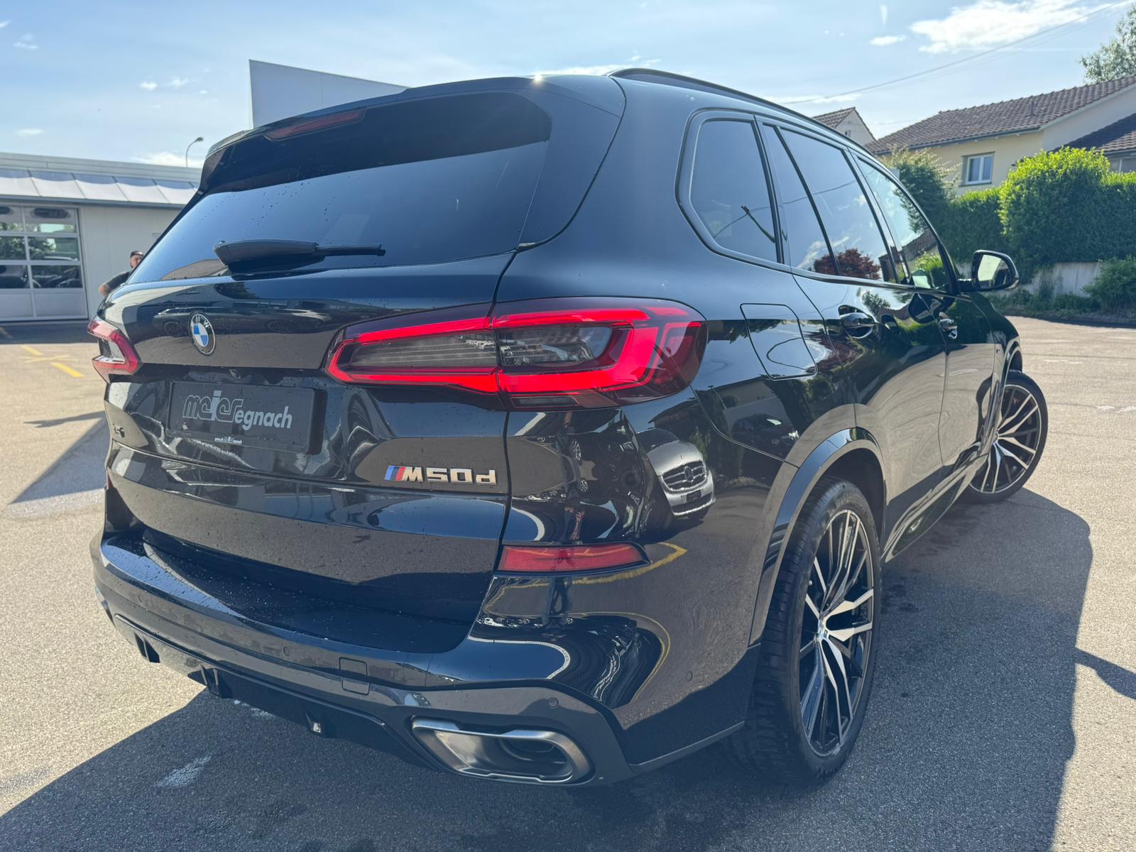 BMW X5 xDrive M50d Steptronic-image-8