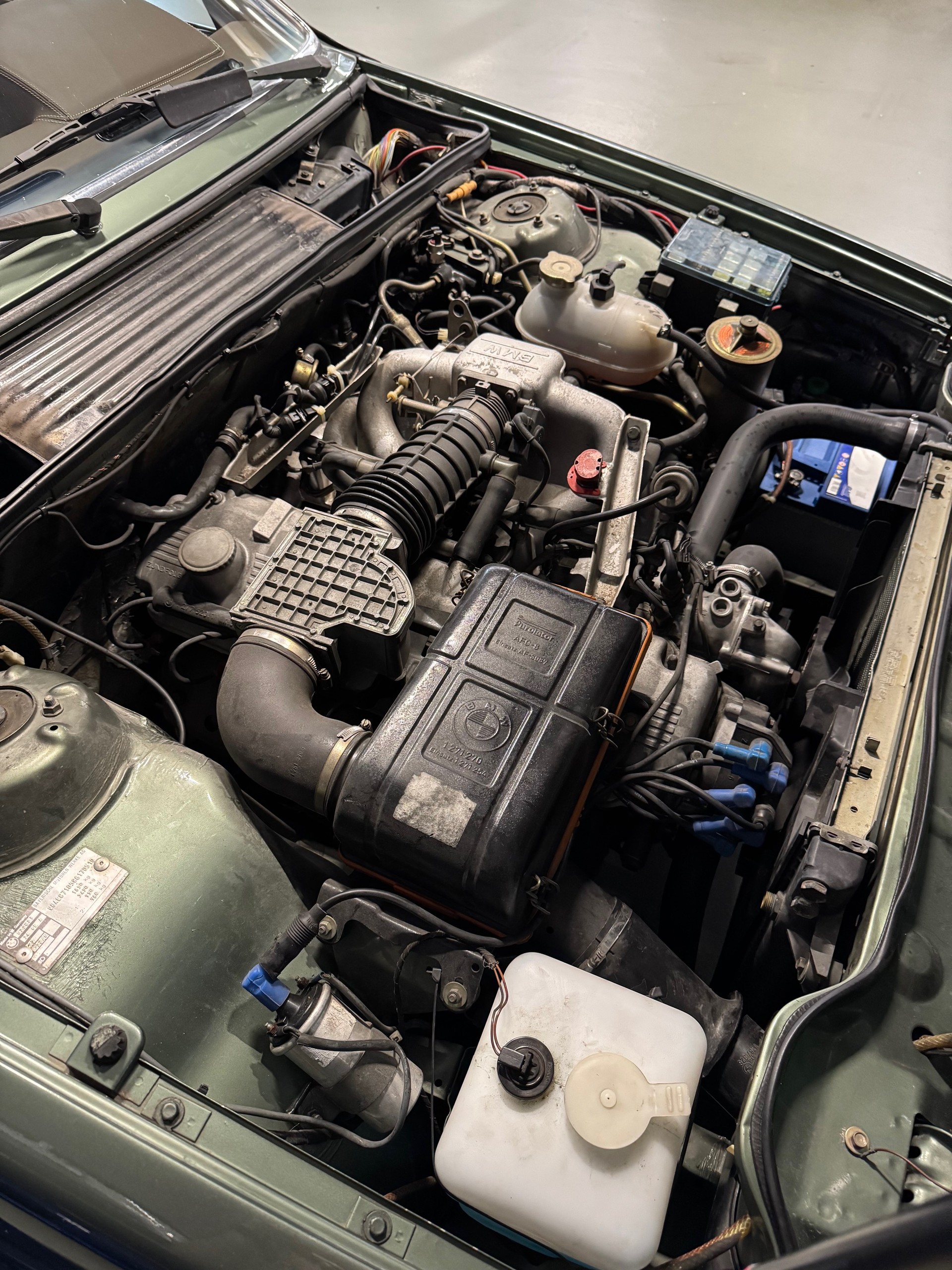 BMW 635 CSI-image-12