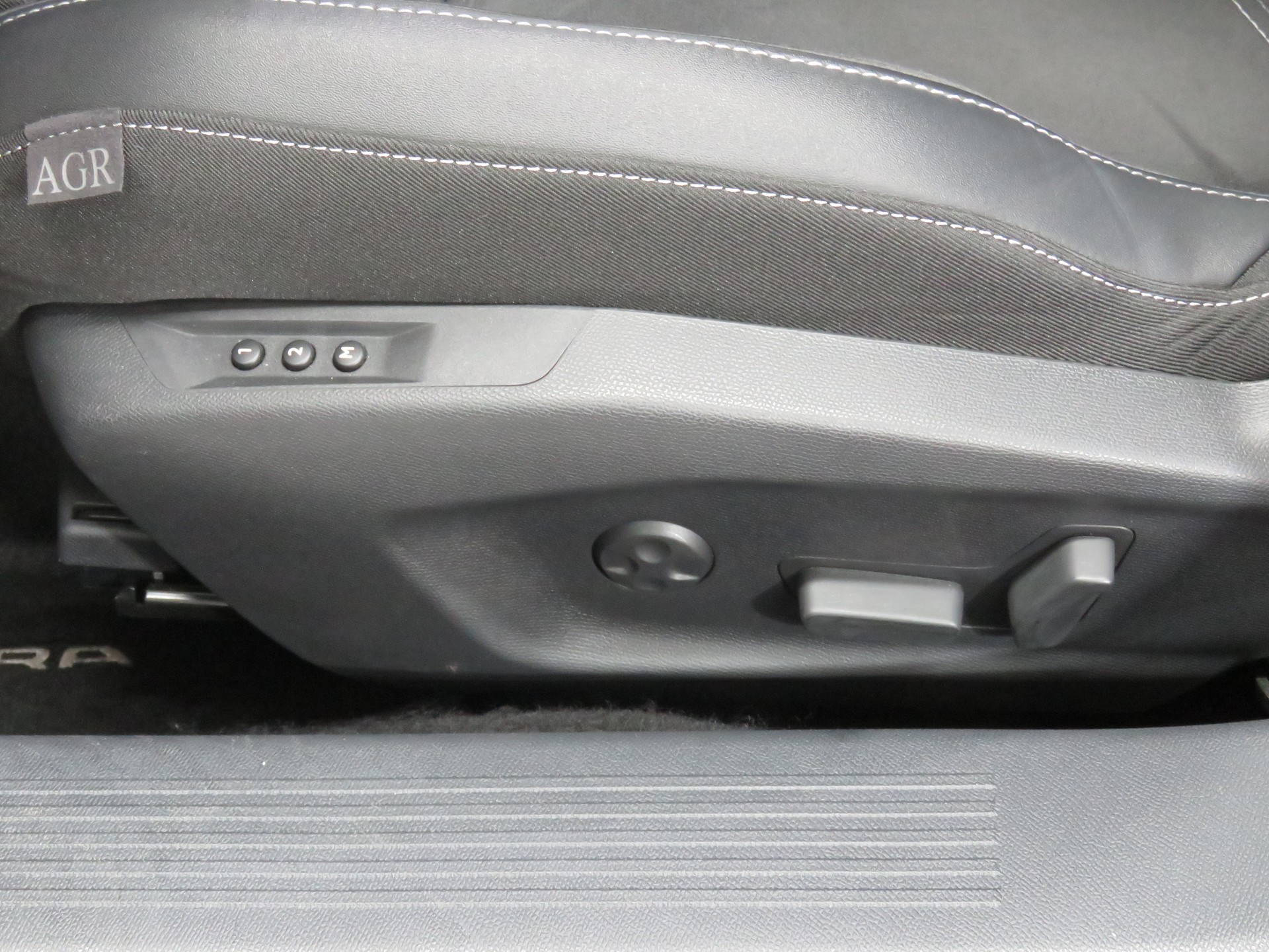 OPEL Astra Sports Tourer 1.6 PHEV Turbo GSe (Automat)-image-26